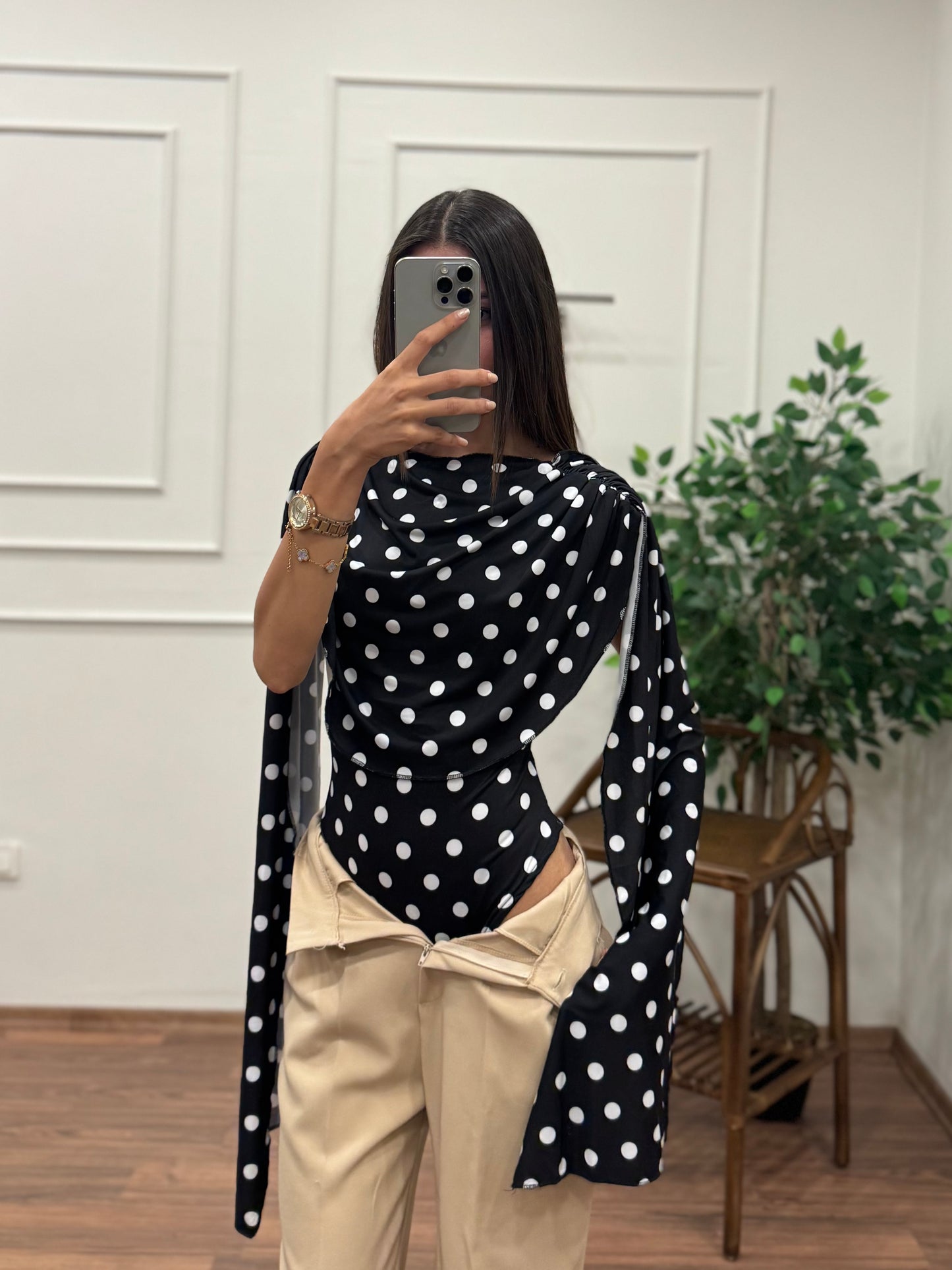 Layla Pelerinli Puantiye Siyah Bodysuit