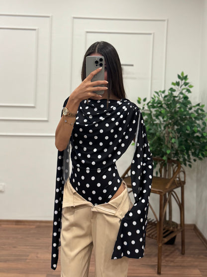 Layla Pelerinli Puantiye Siyah Bodysuit