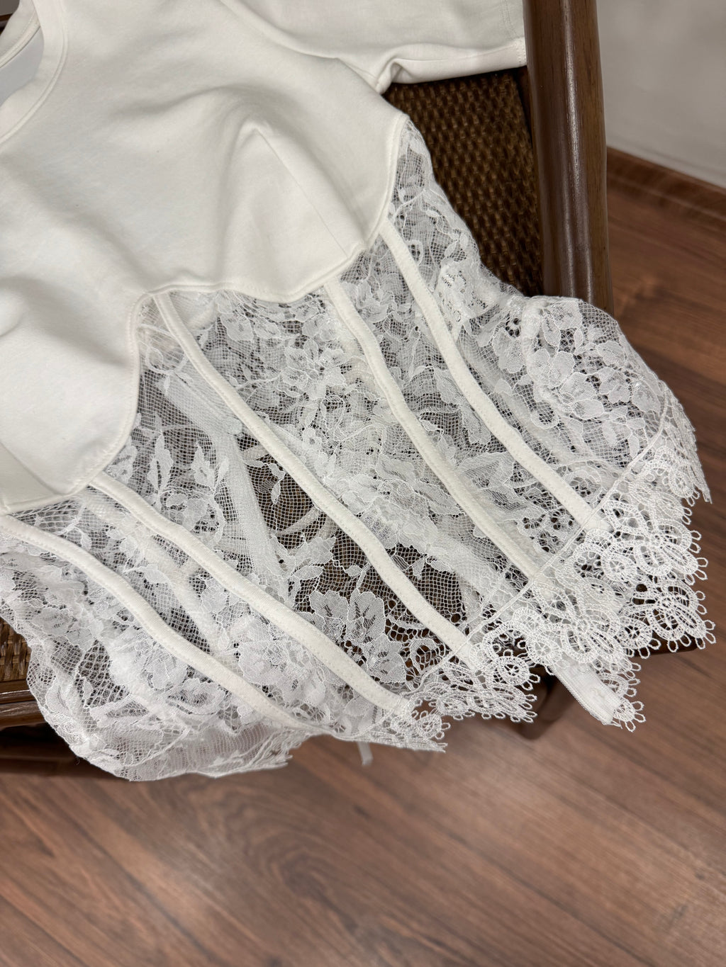 Lace Muse Top Beyaz Bluz