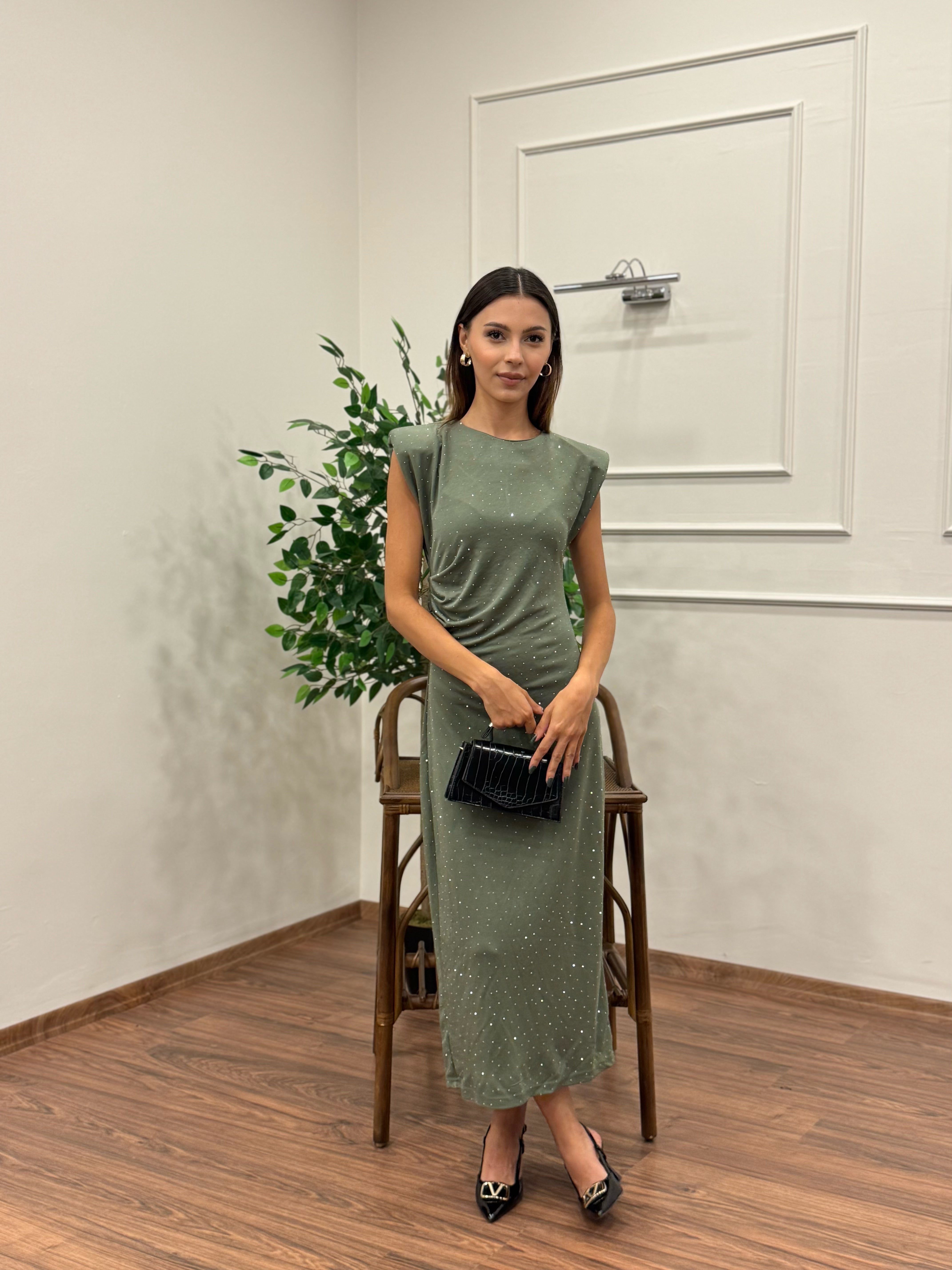 Taş Baskı Drape Detay Omuz Vatkalı Haki Elbise