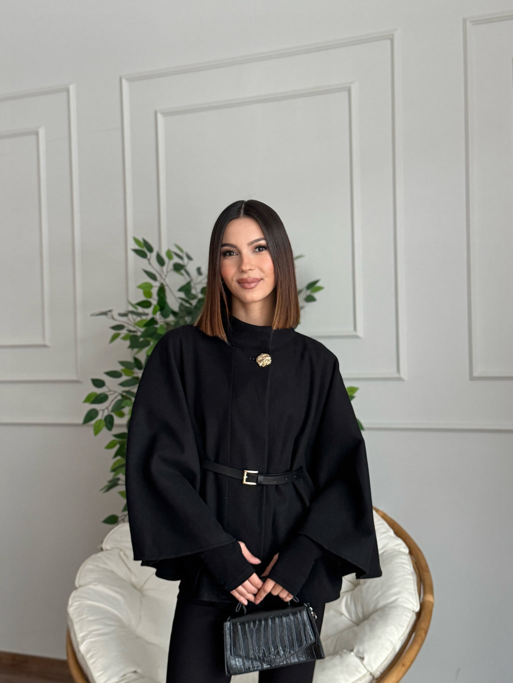 Liya Kemerli Kaşe Siyah Panço