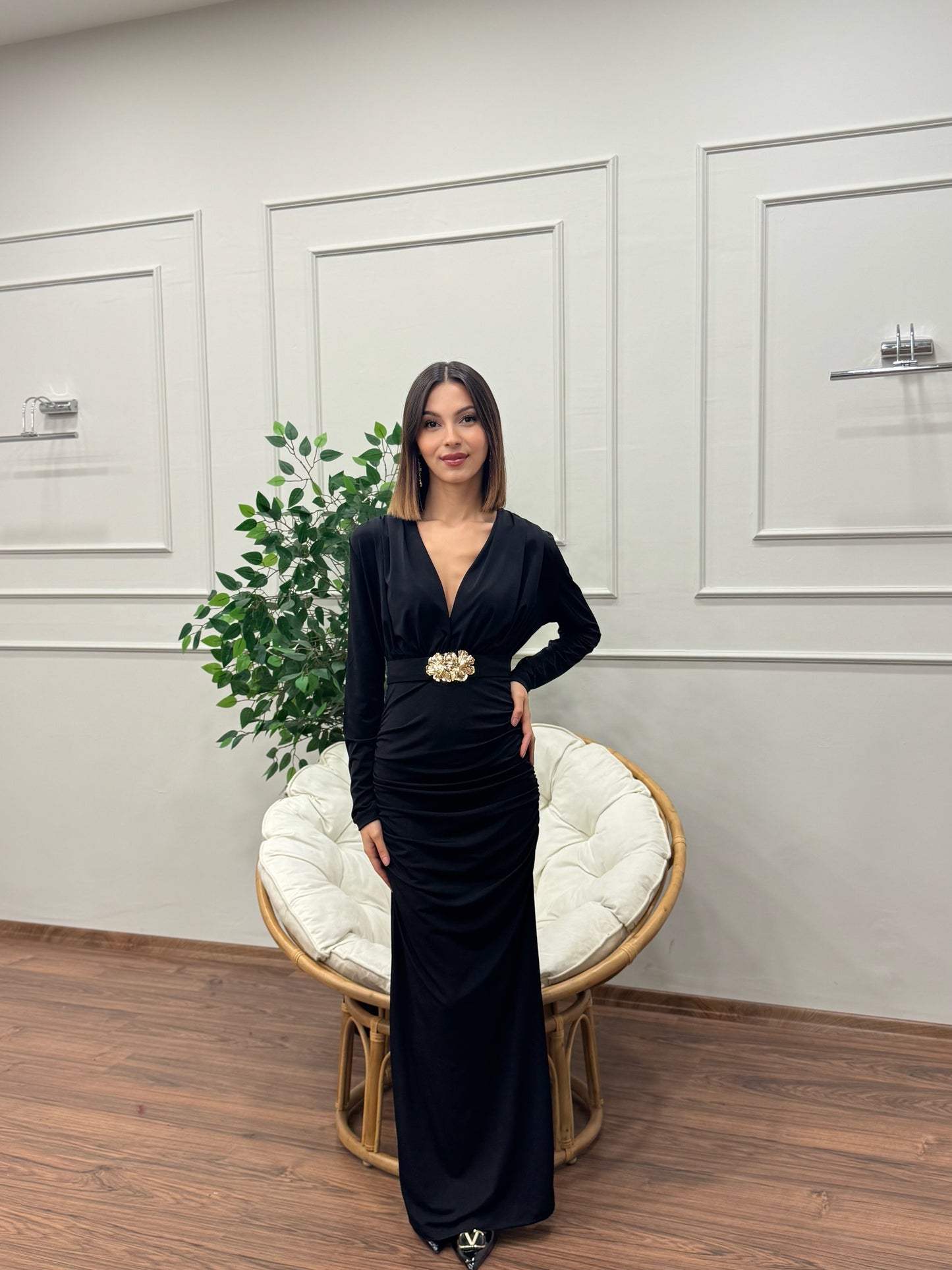 Gold Goddess Drape Detay Siyah Elbise