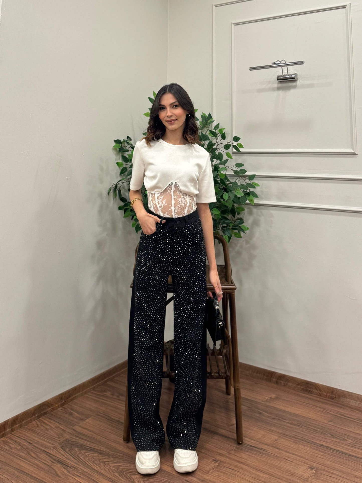 Premium Sıkı Taşlı Siyah Jean