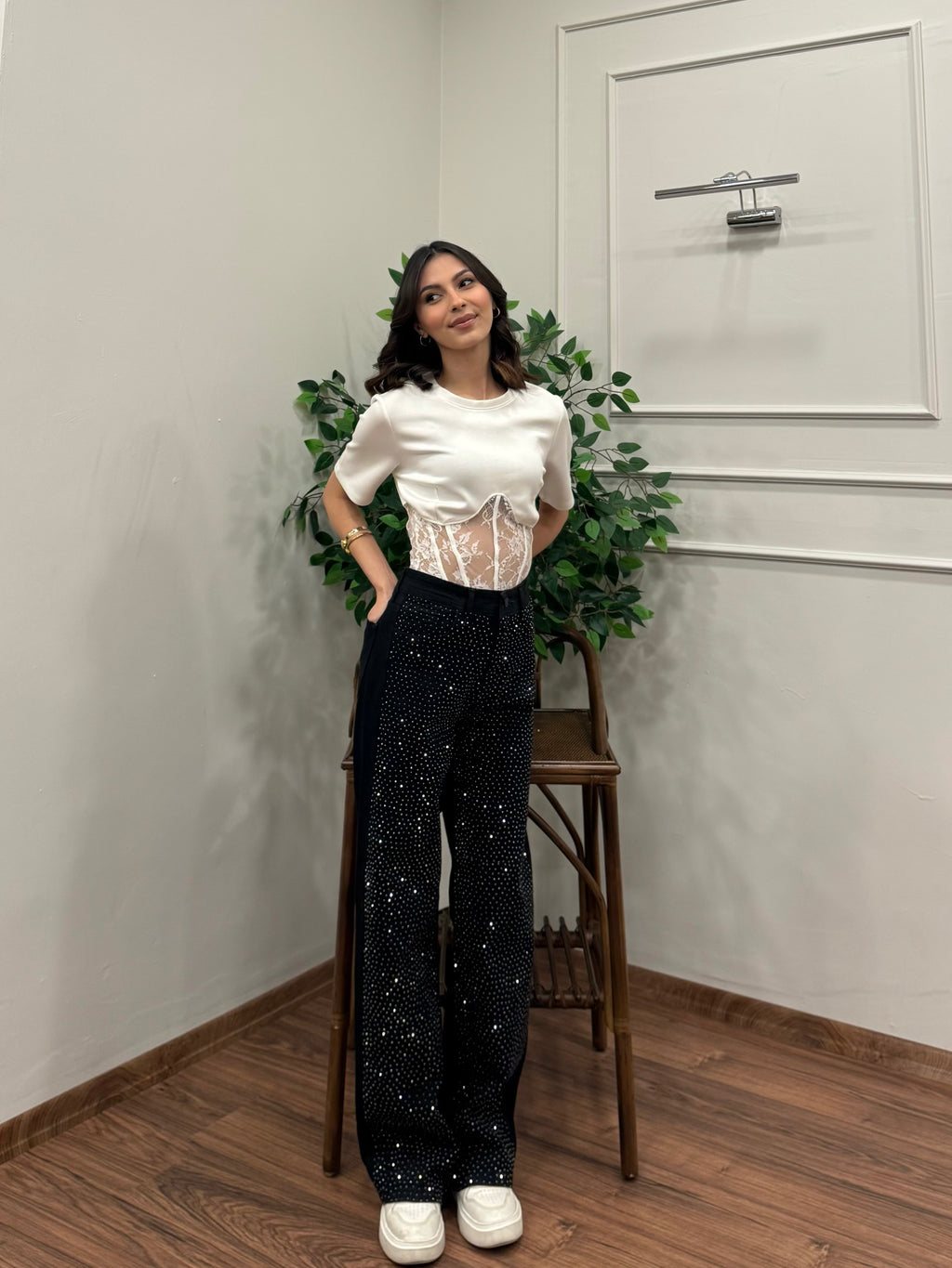 Premium Sıkı Taşlı Siyah Jean