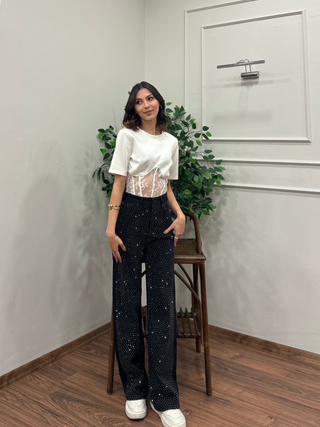 Premium Sıkı Taşlı Siyah Jean