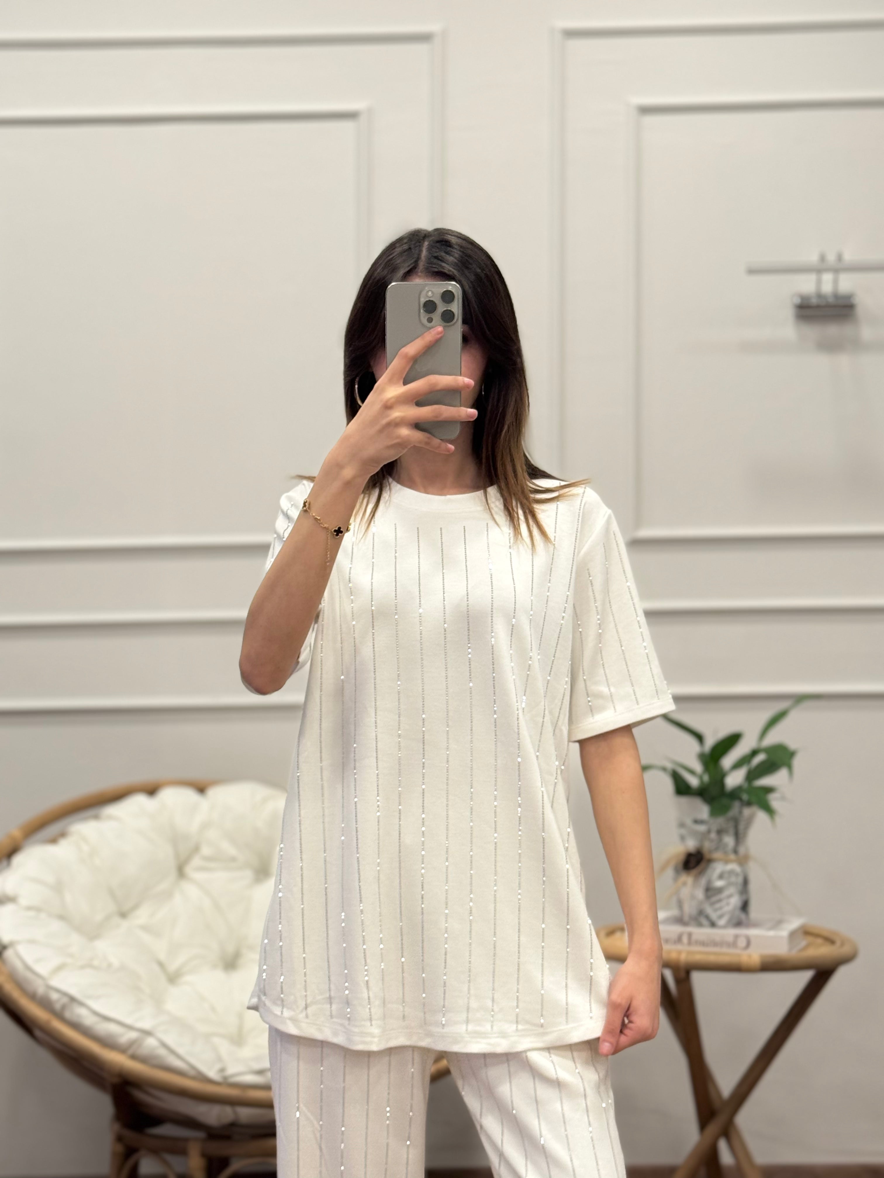 Oys Çizgi Desen Taş Baskı Beyaz Bluz Pantolon Takım