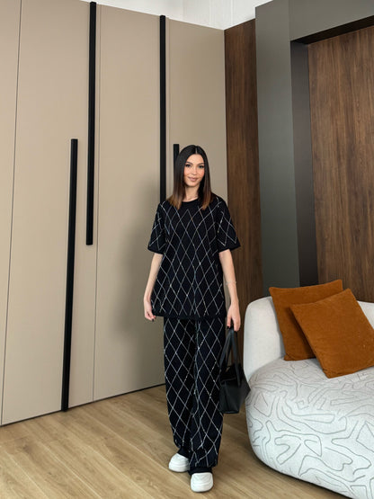 Oys Baklava Desen Taşlı Siyah Takım