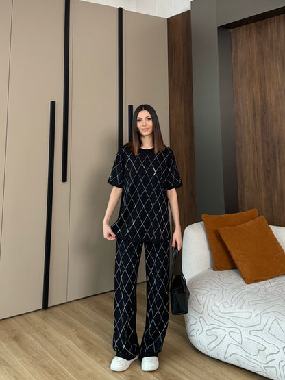 Oys Baklava Desen Taşlı Siyah Takım