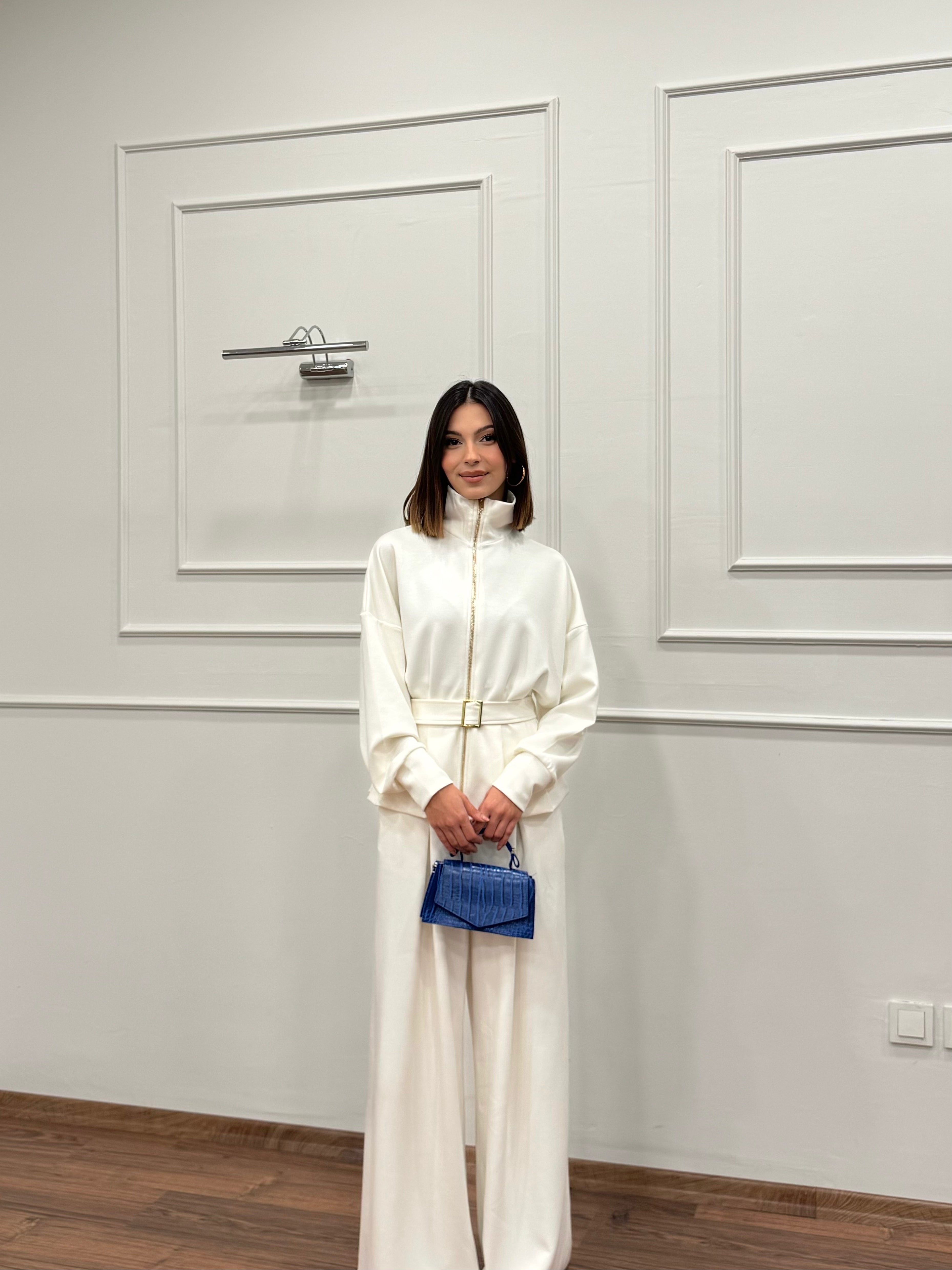 Alya Beyaz Ceket Pantolon Takım