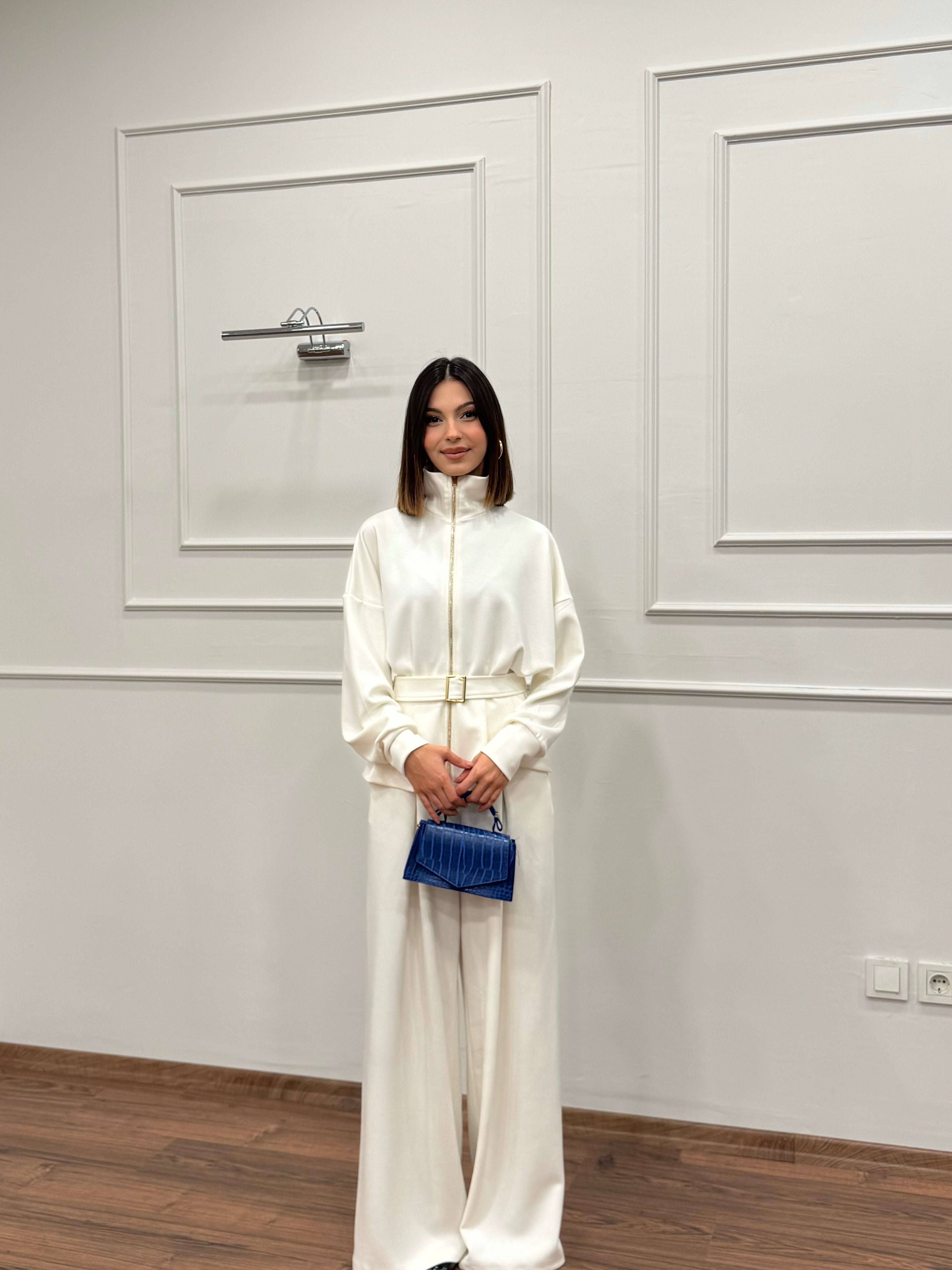 Alya Beyaz Ceket Pantolon Takım