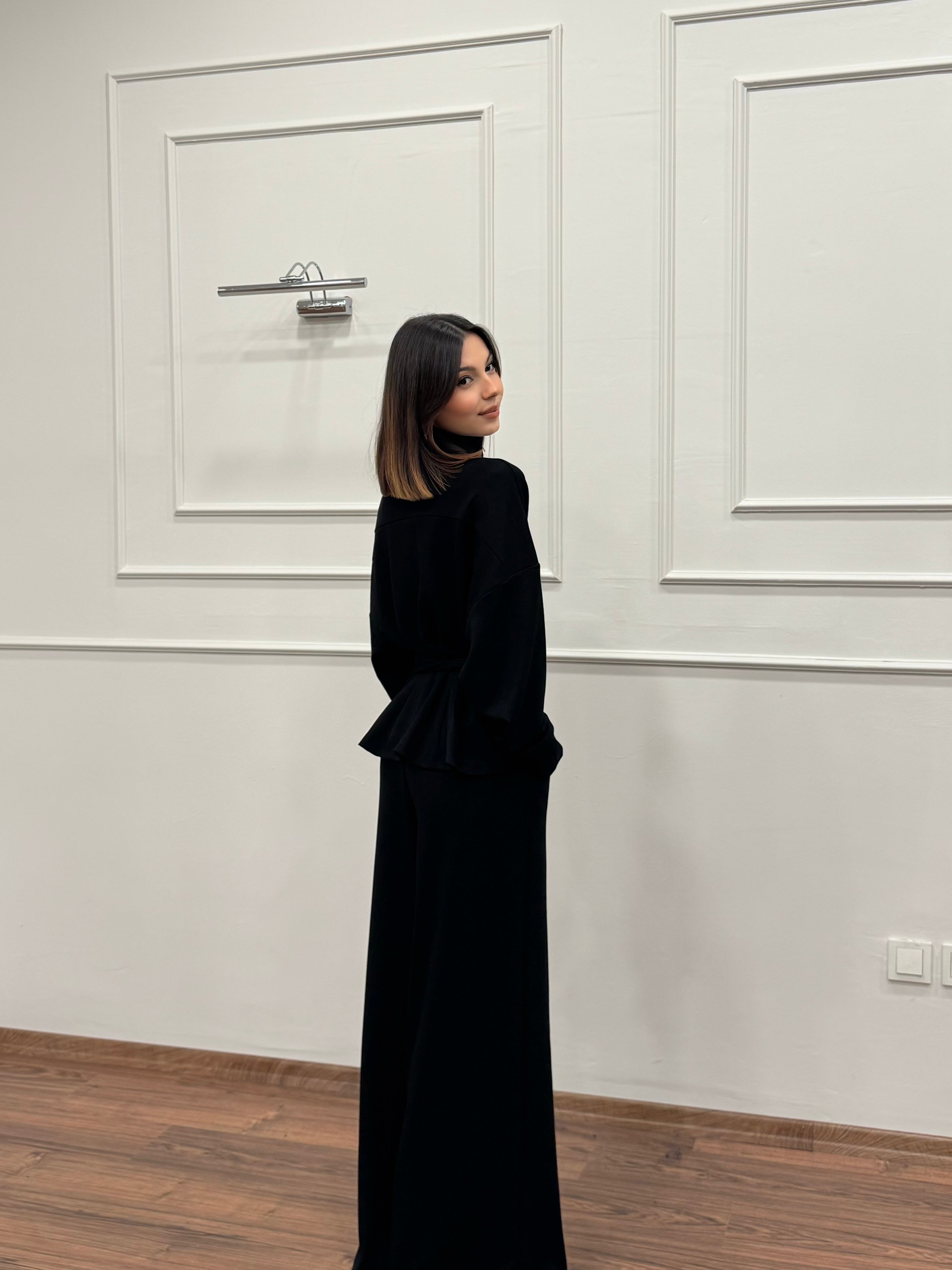 Alya Siyah Ceket Pantolon Takım