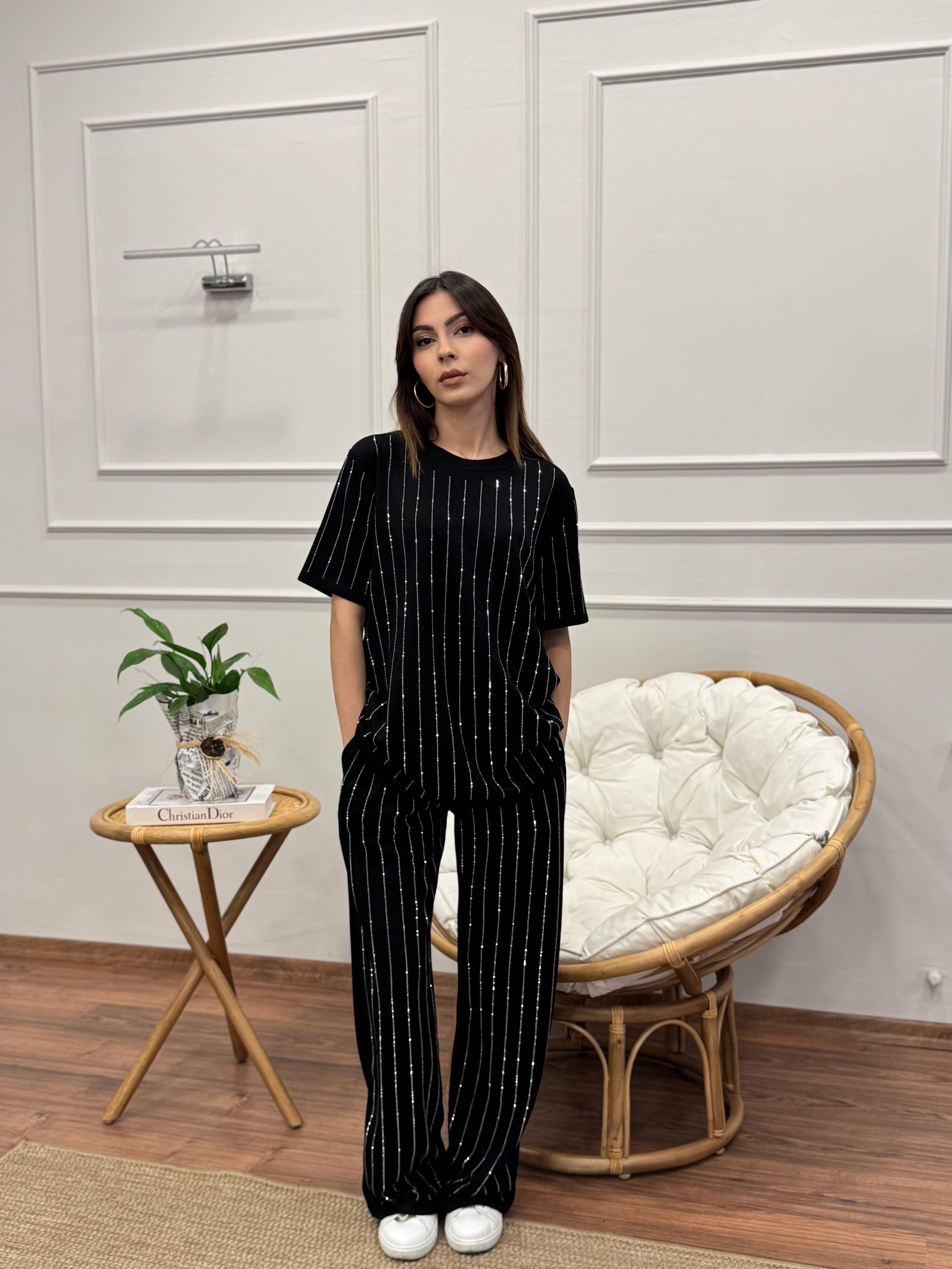 Oys Çizgi Desen Taş Baskı Siyah Bluz Pantolon Takım