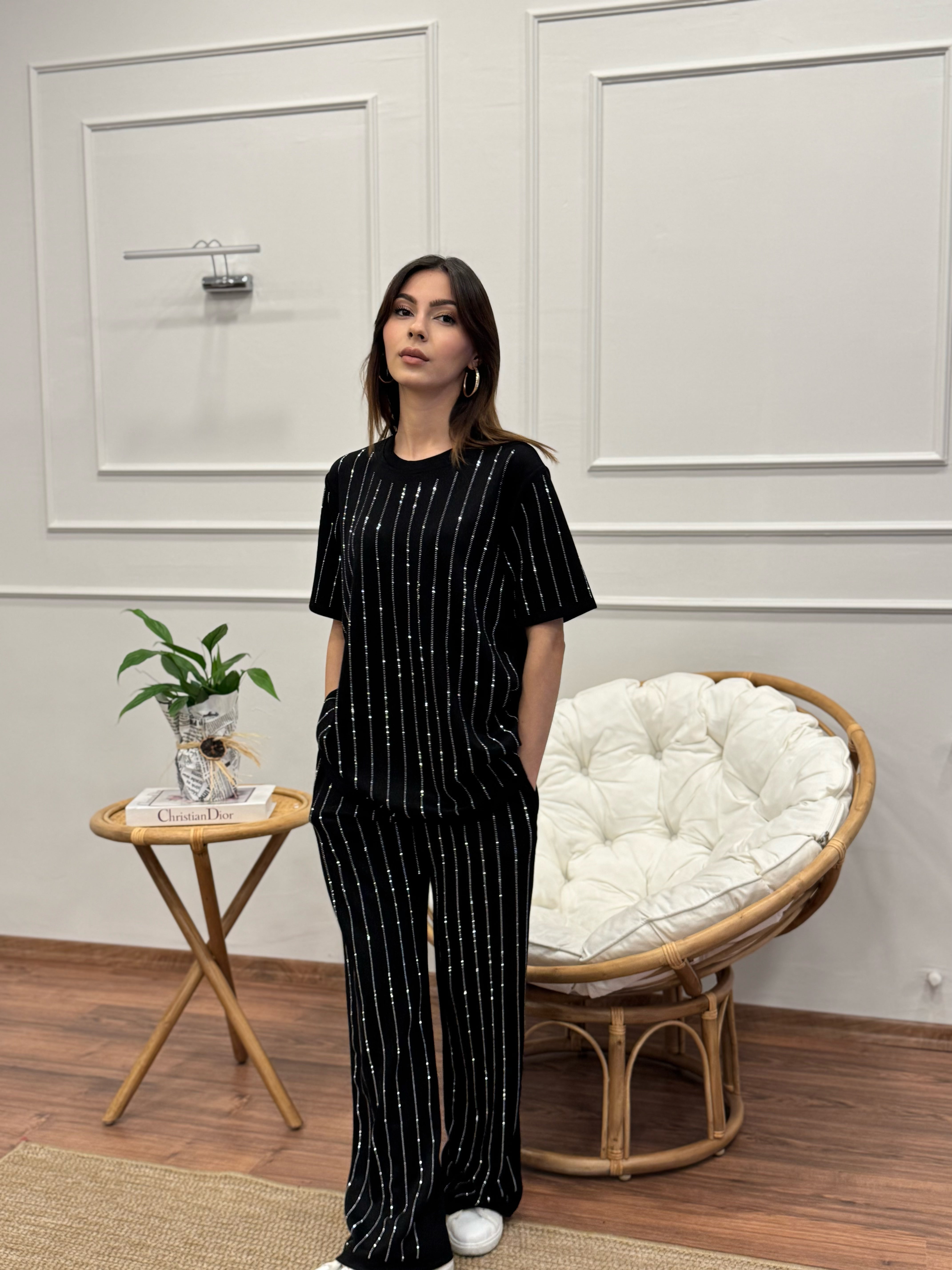 Oys Çizgi Desen Taş Baskı Siyah Bluz Pantolon Takım