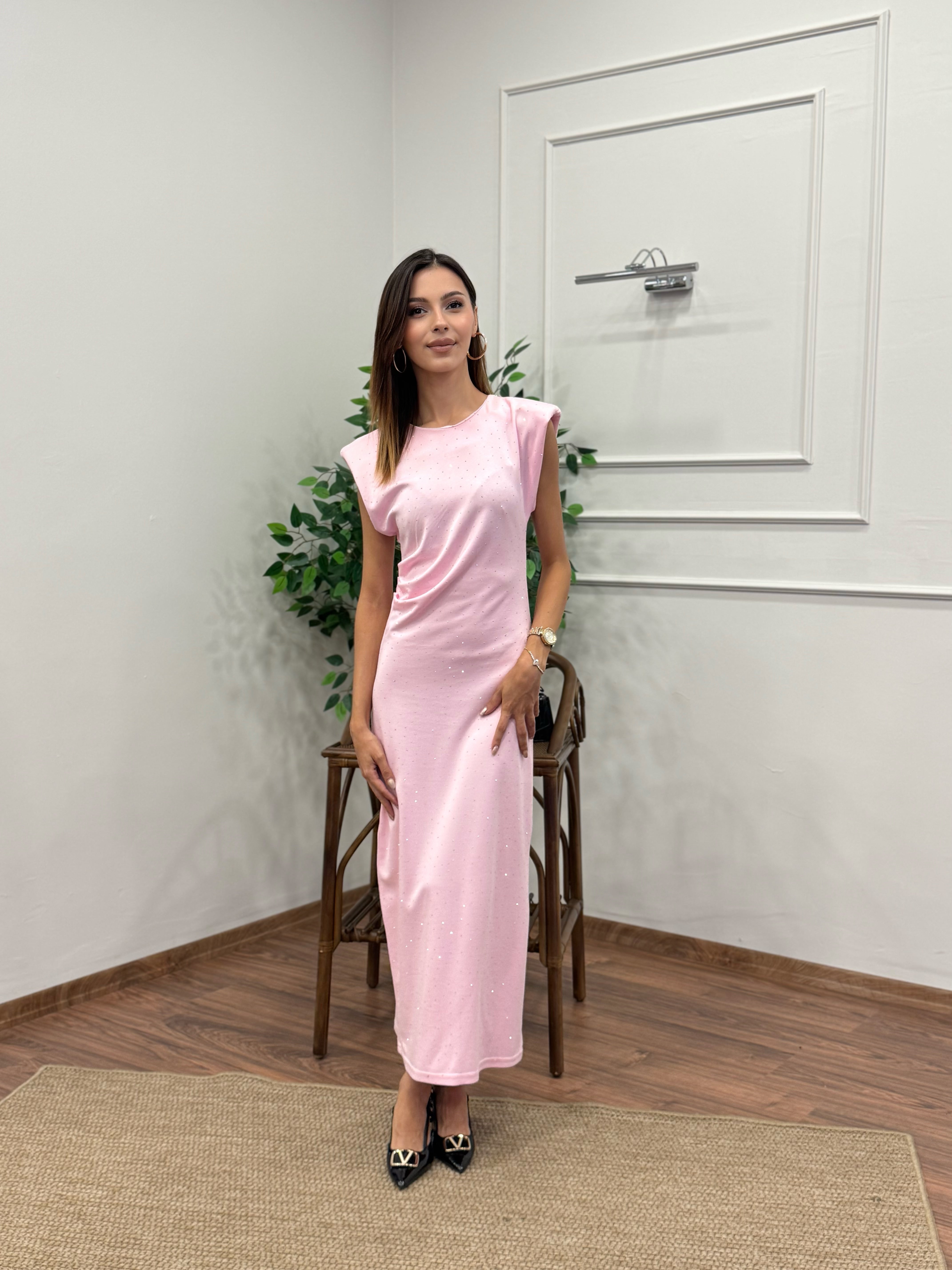 Taş Baskı Drape Detay Omuz Vatkalı Pembe Elbise