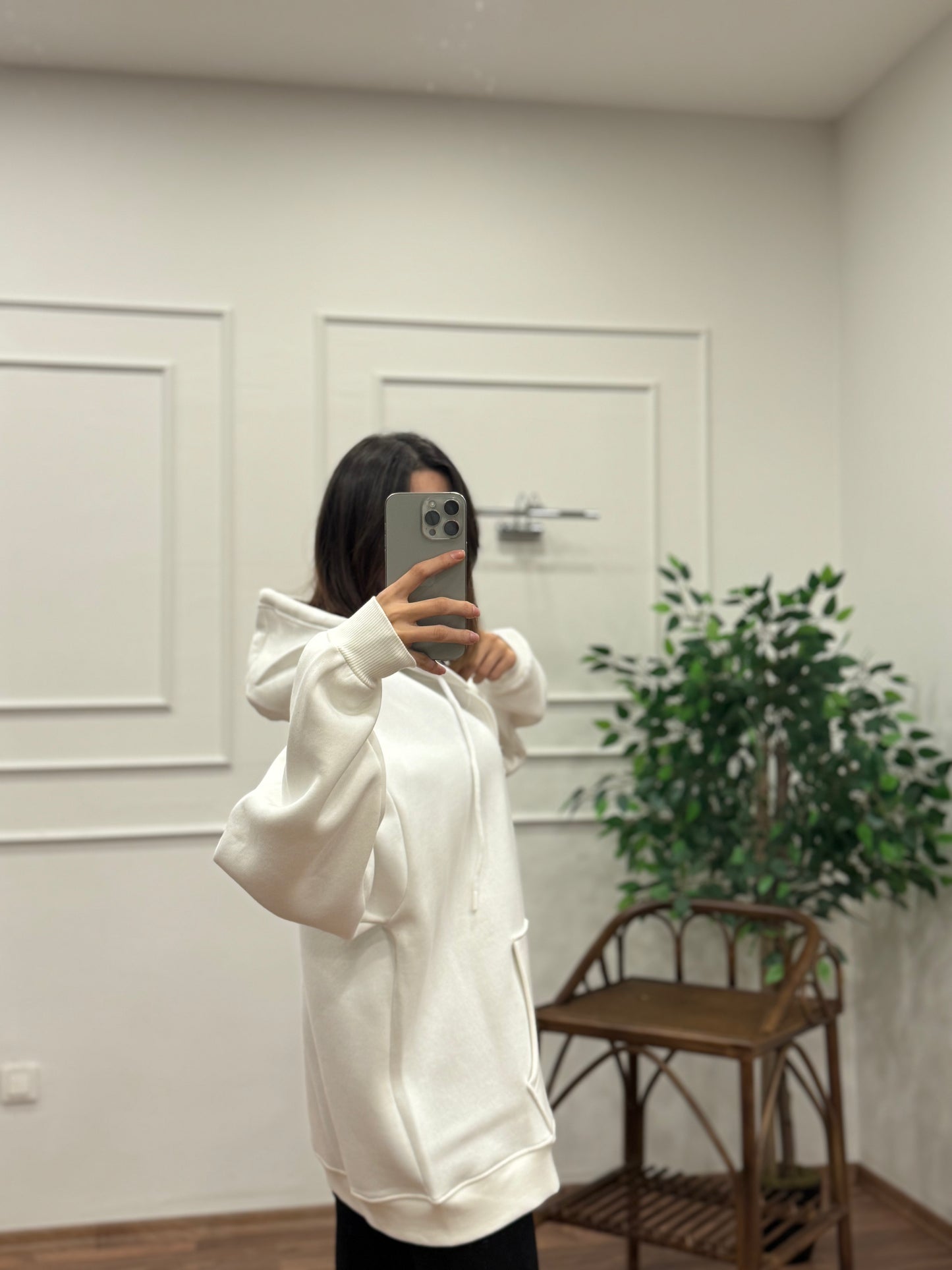 Lisa Kapüşonlu Beyaz Hoodie