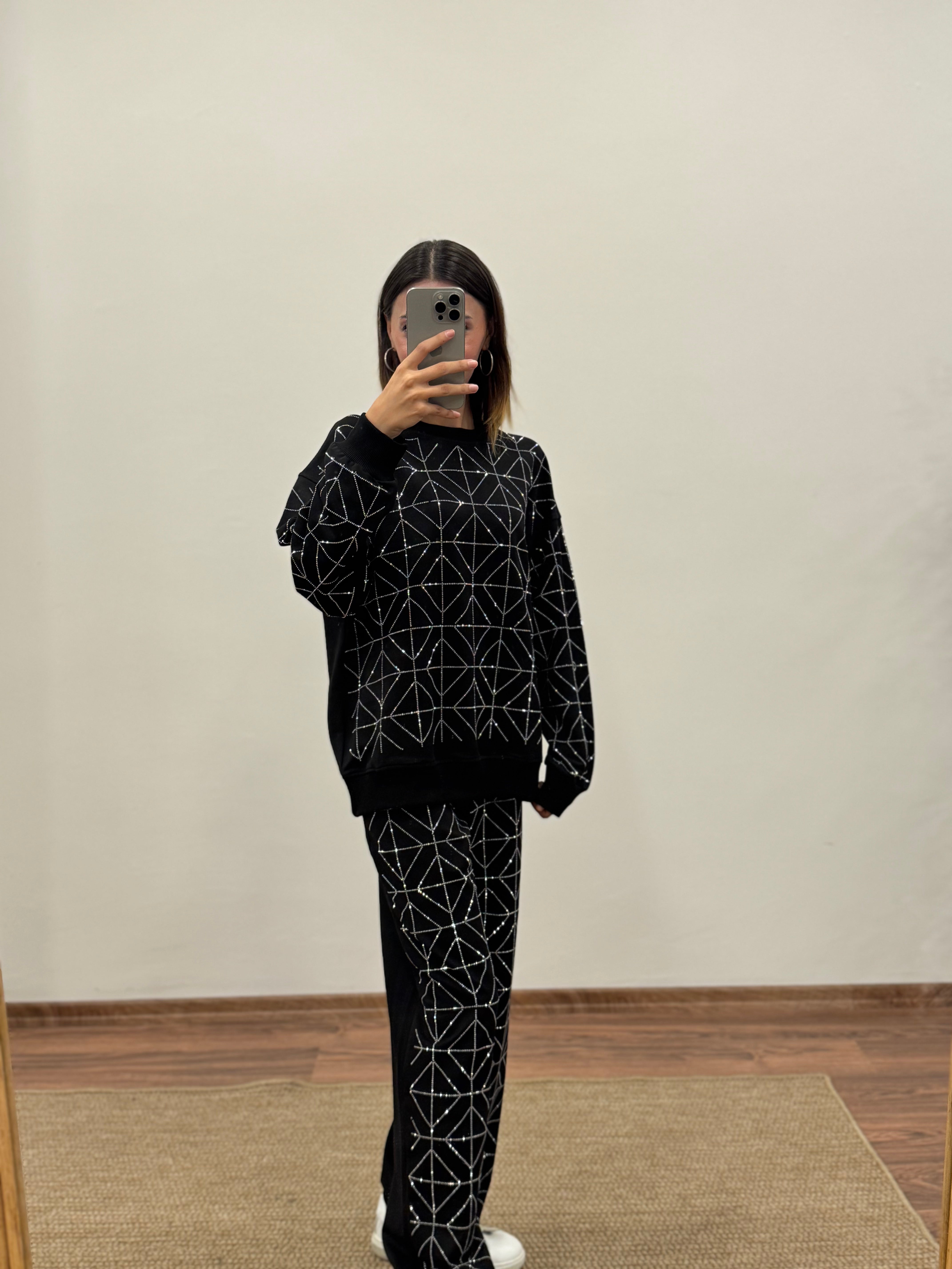 Glowset Taşlı Siyah Bluz Pantolon Takım