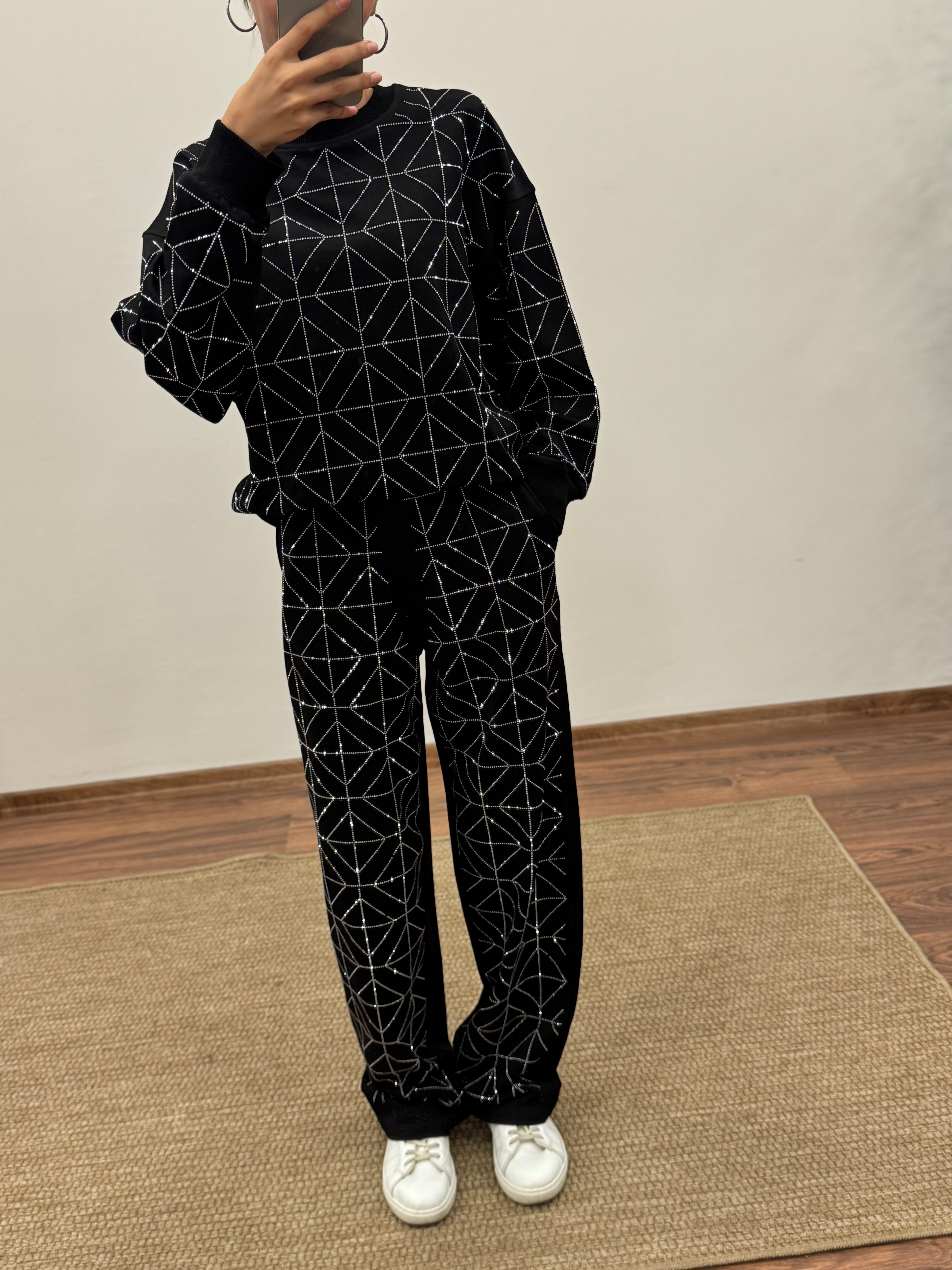 Glowset Taşlı Siyah Bluz Pantolon Takım