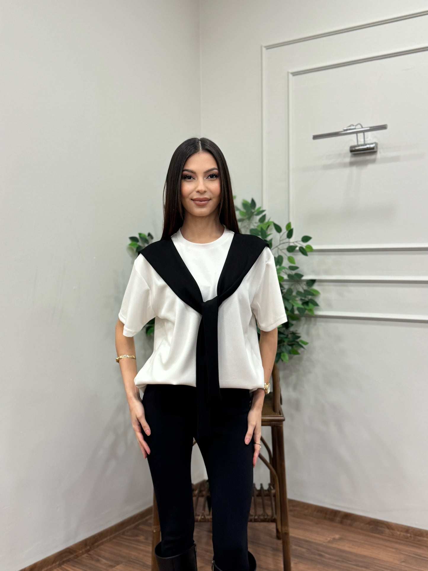 Tie Twst Model Bağlama Detay Siyah Bluz