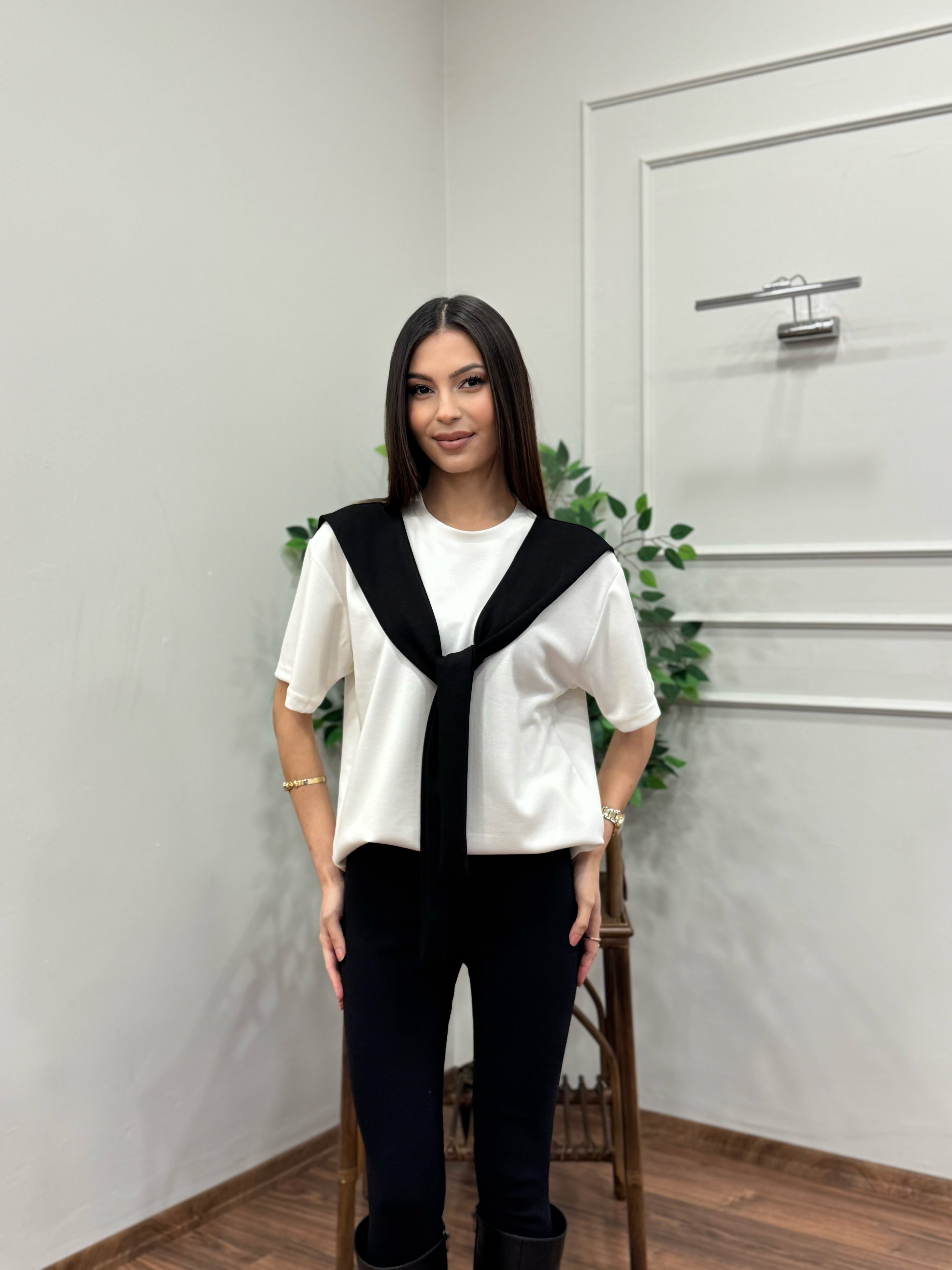 Tie Twst Model Bağlama Detay Siyah Bluz