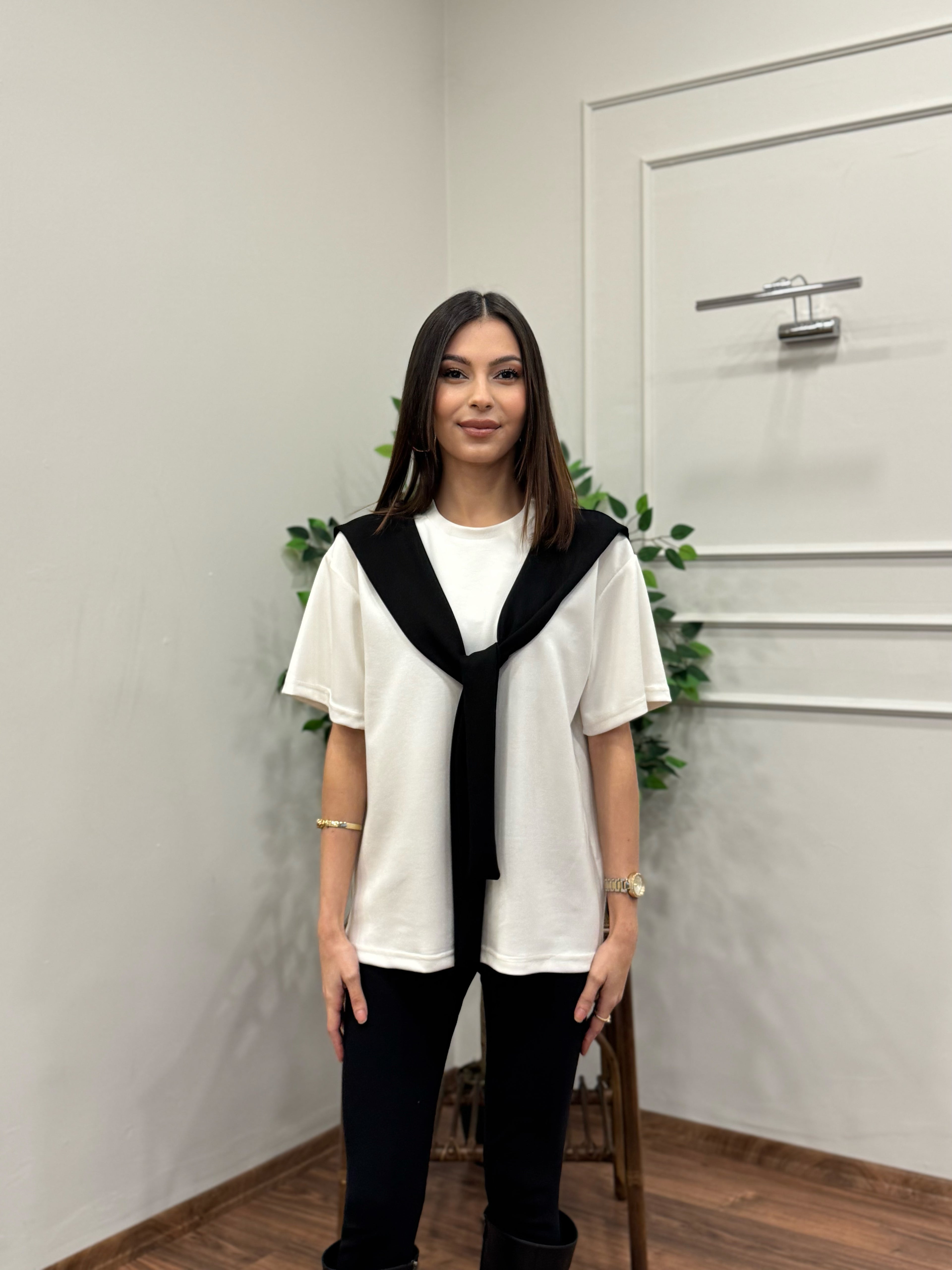 Tie Twst Model Bağlama Detay Siyah Bluz