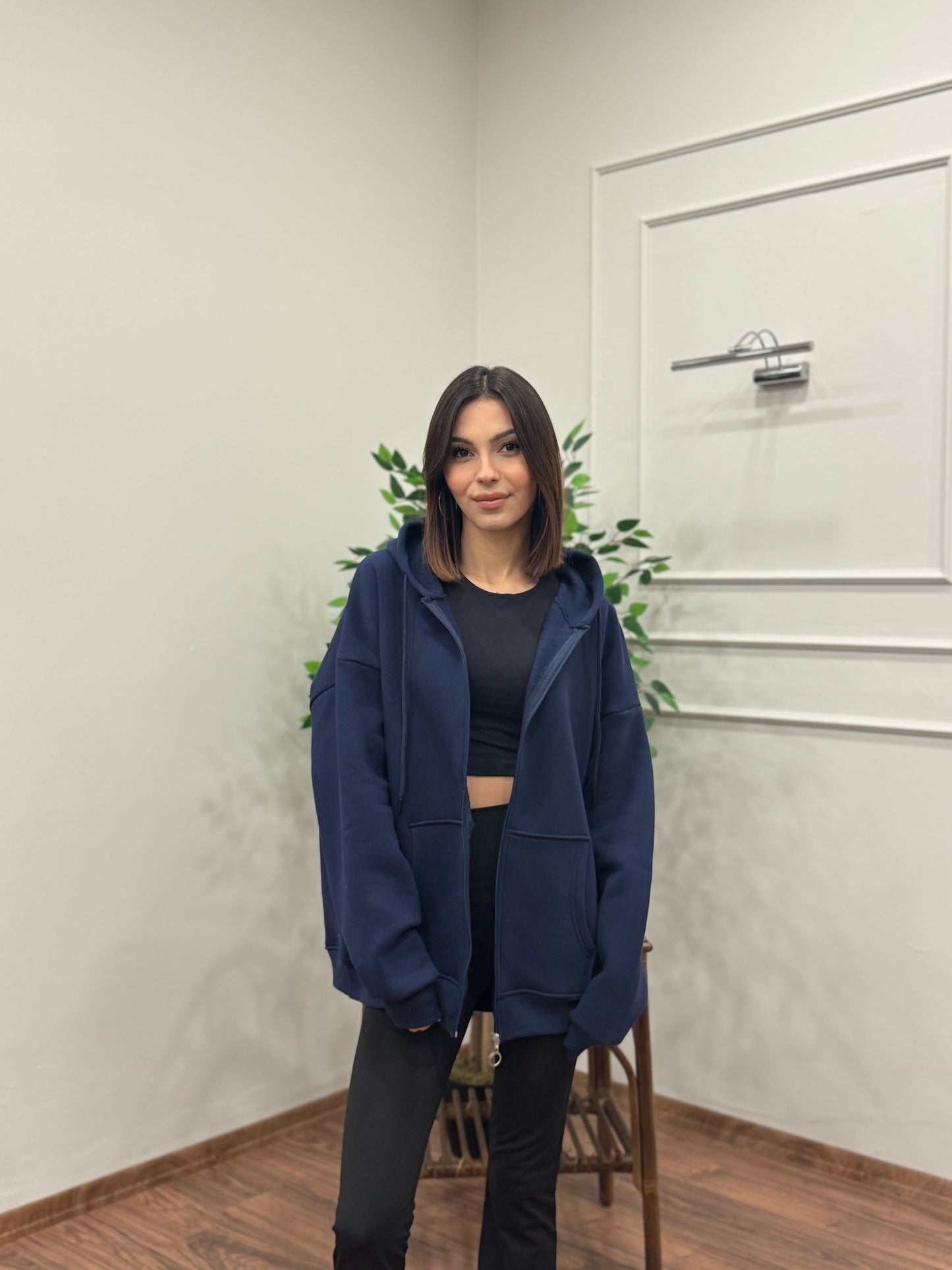 Lisa Kapüşonlu Lacivert Hoodie