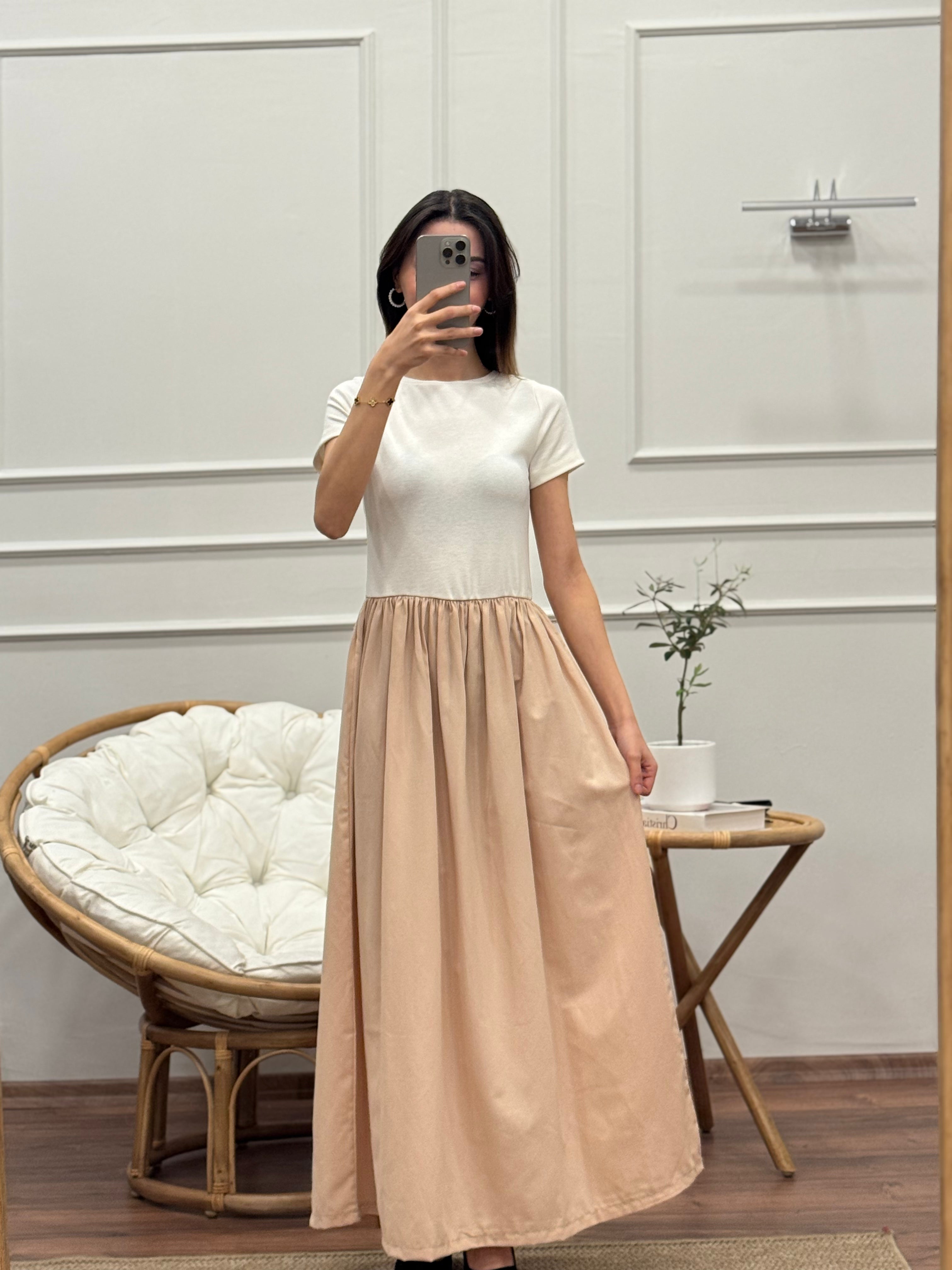 Diana Kloş Kemerli Bej Elbise