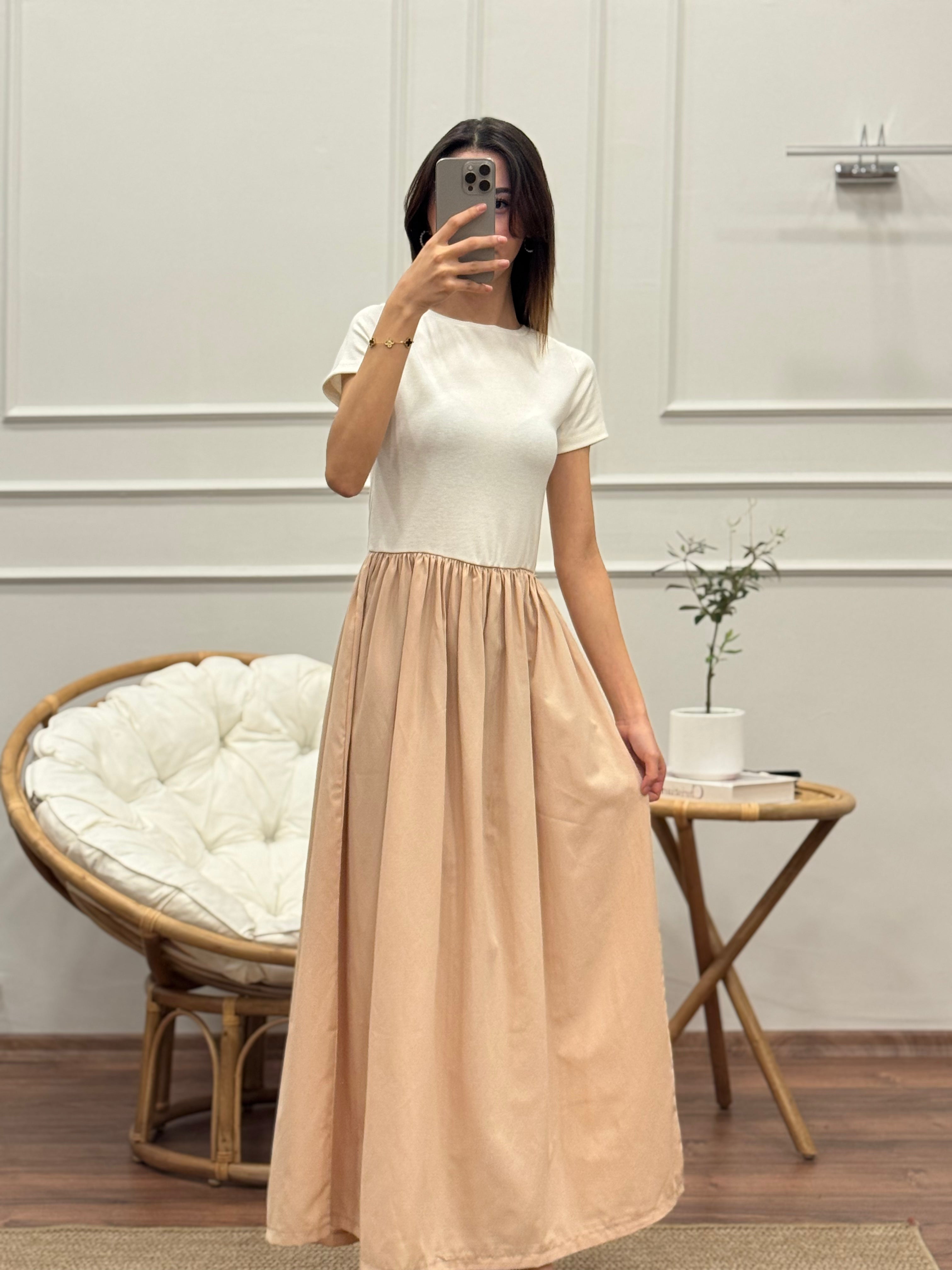 Diana Kloş Kemerli Bej Elbise