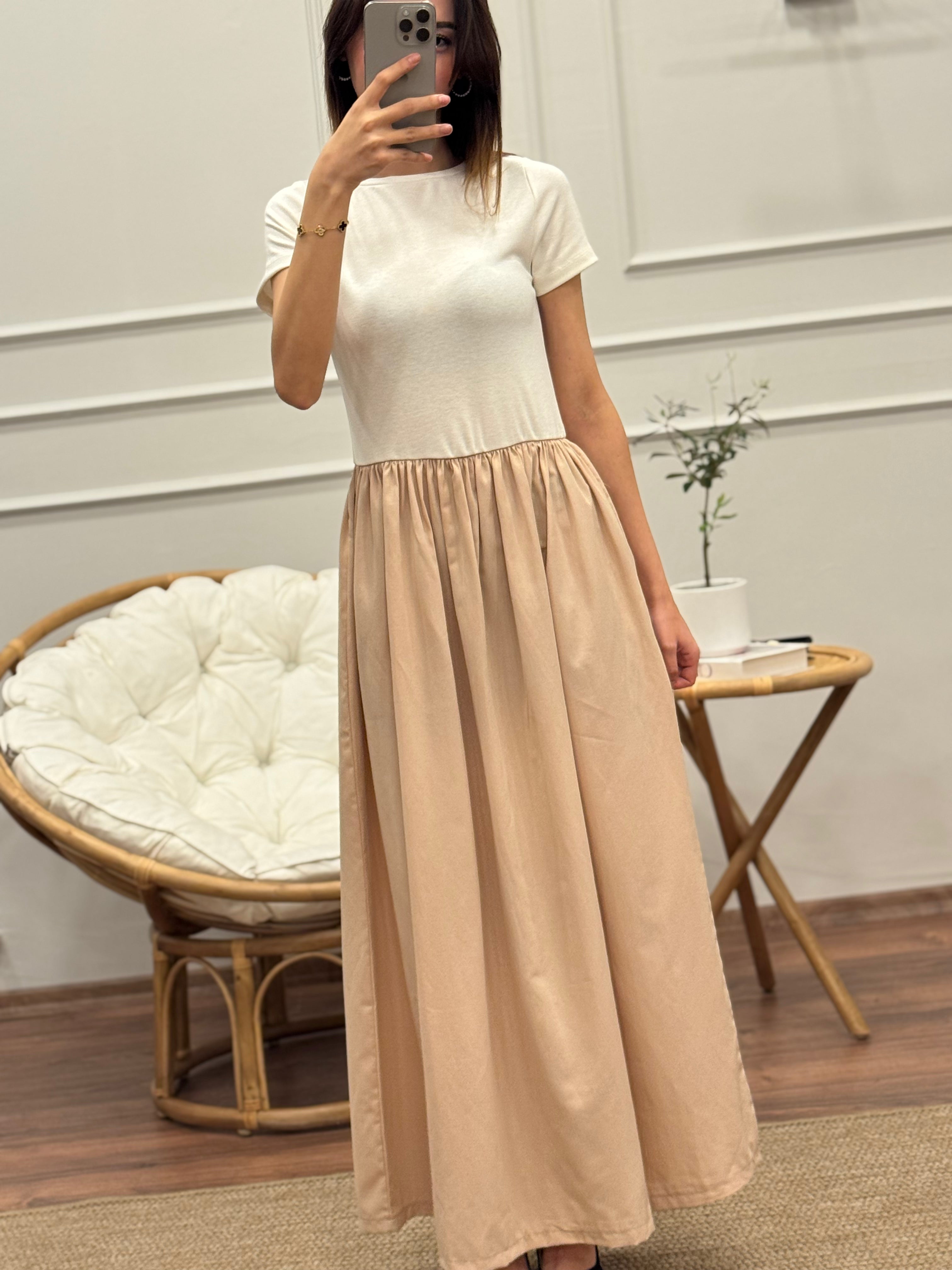 Diana Kloş Kemerli Bej Elbise