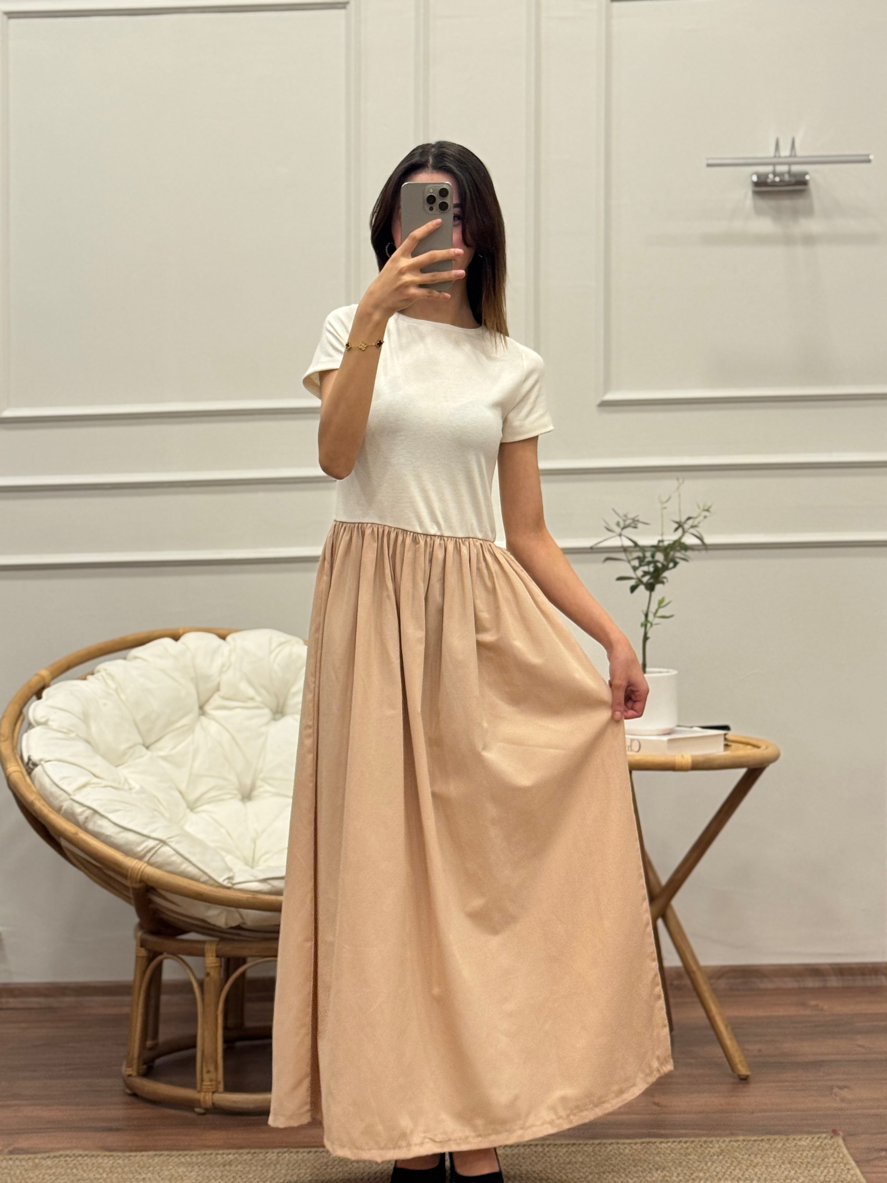 Diana Kloş Kemerli Bej Elbise