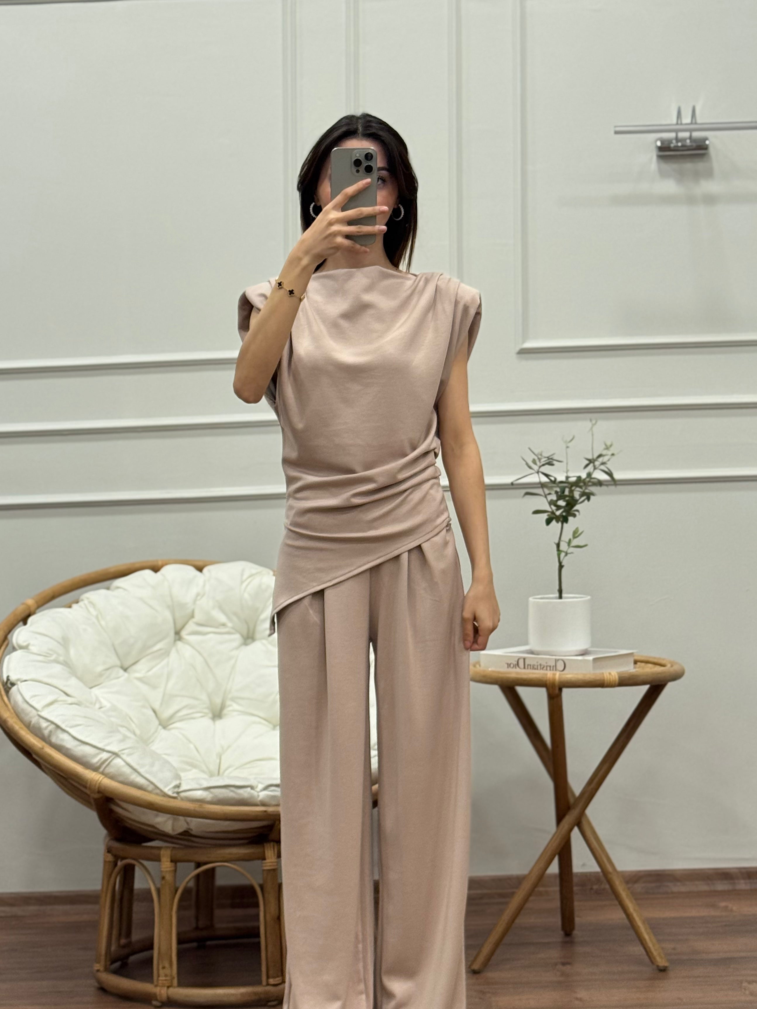 Stella Özel Tasarım İspanyol Pantolon Bluz Bej Takım