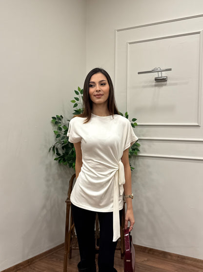 Vesla Bağlama Detay Beyaz Bluz