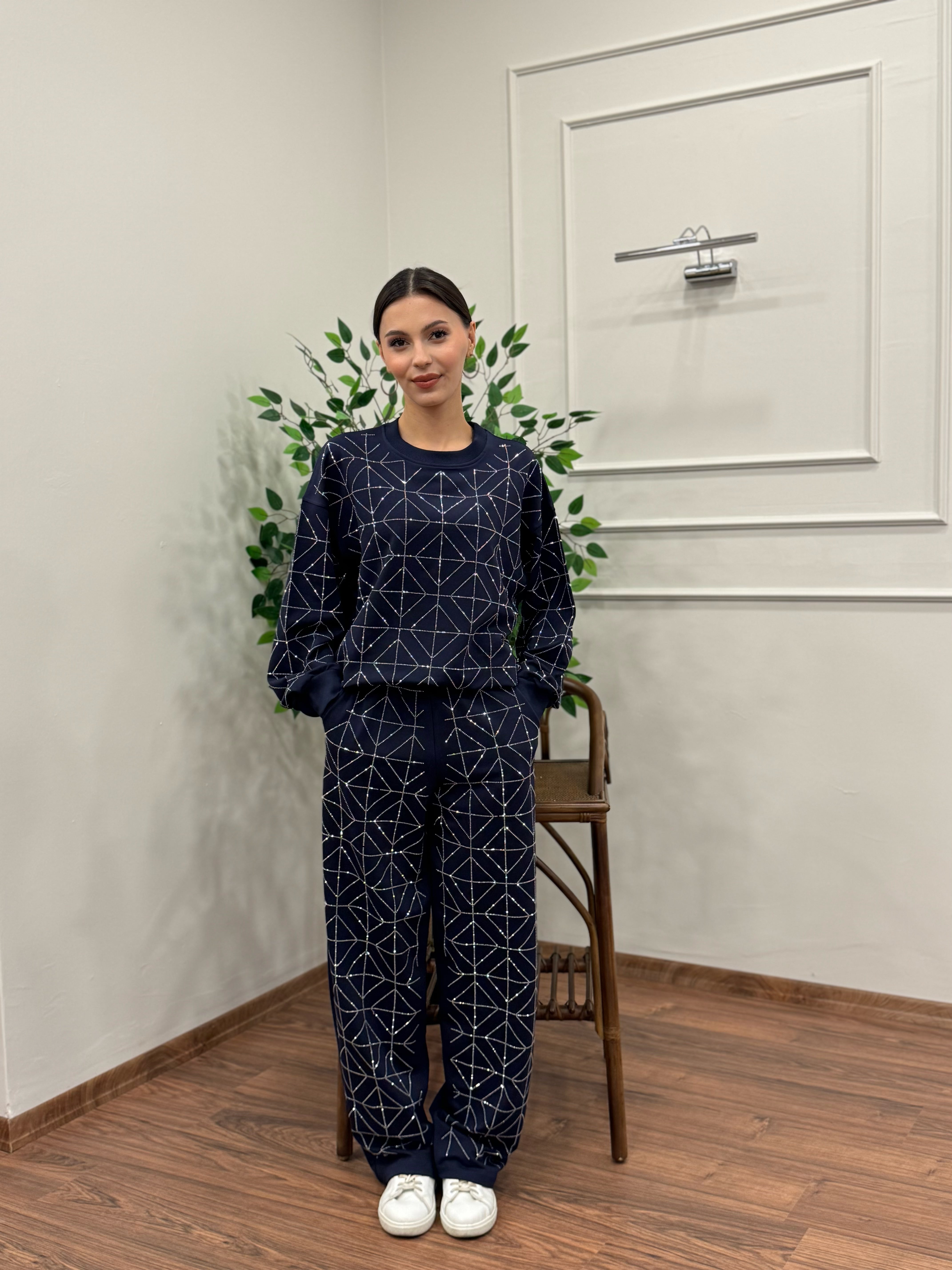 Glowset Taşlı Lacivert Bluz Pantolon Takım