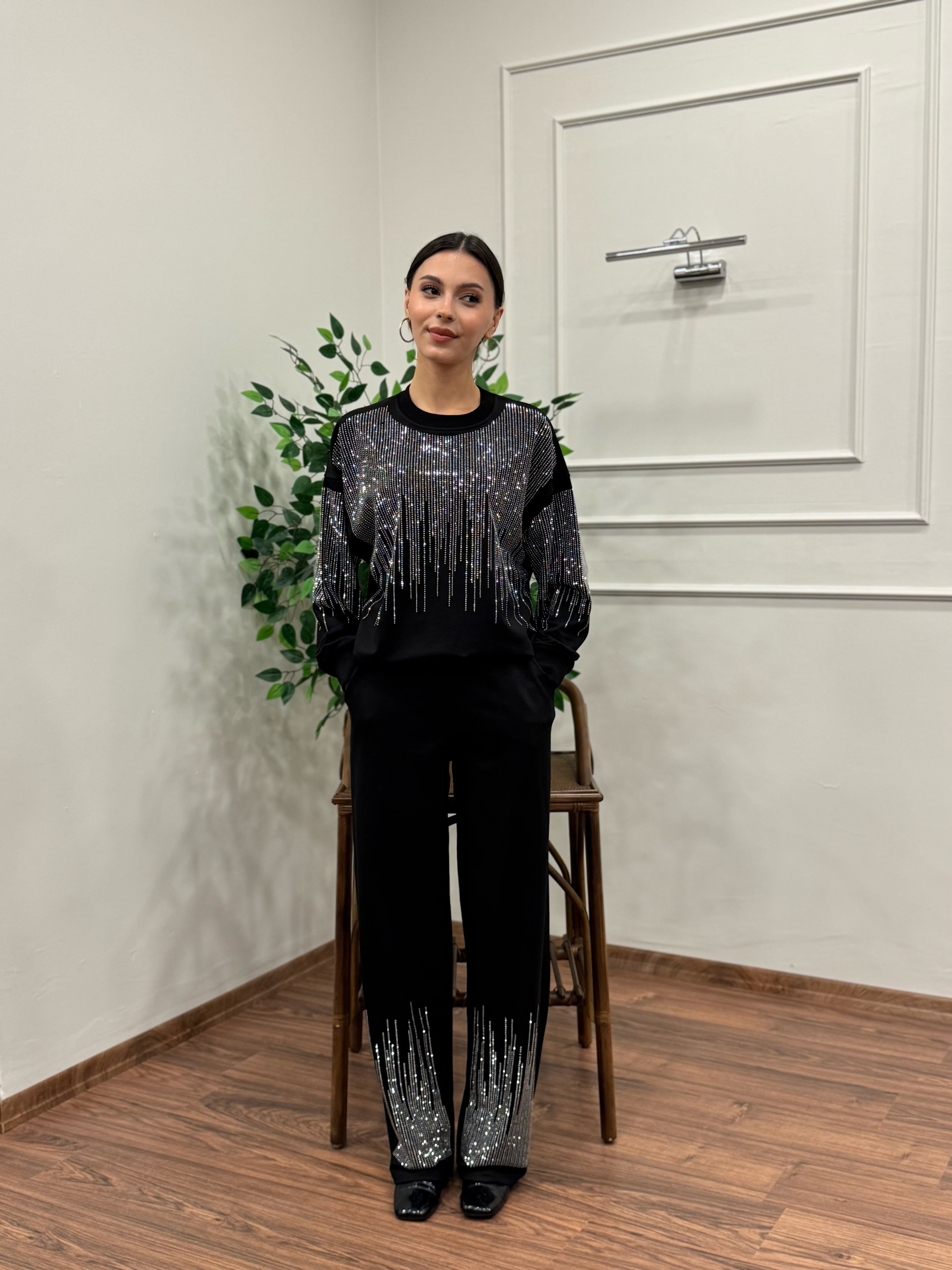 Saçak Taşlı Bluz Pantolon Siyah Takım