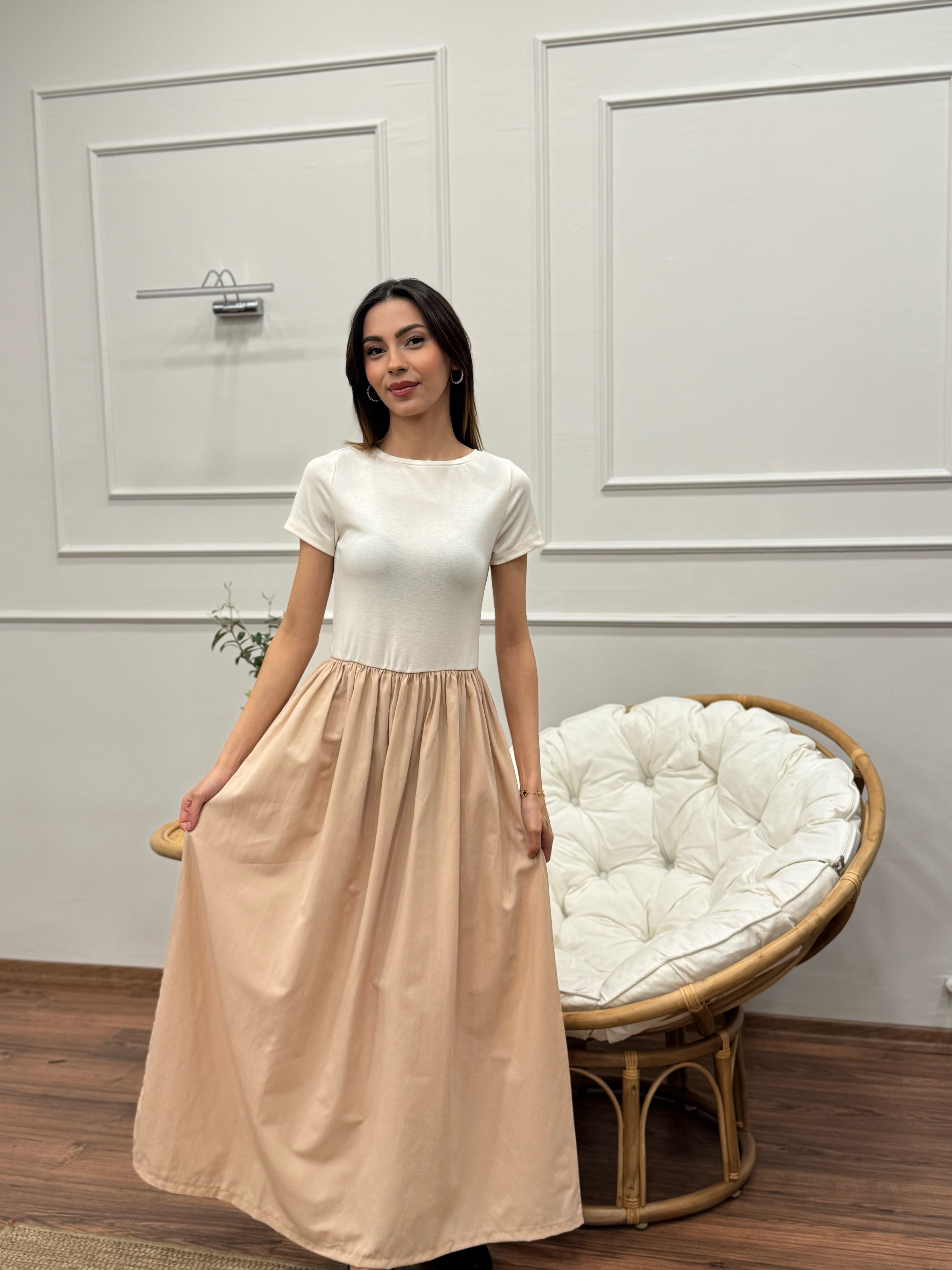 Diana Kloş Kemerli Bej Elbise