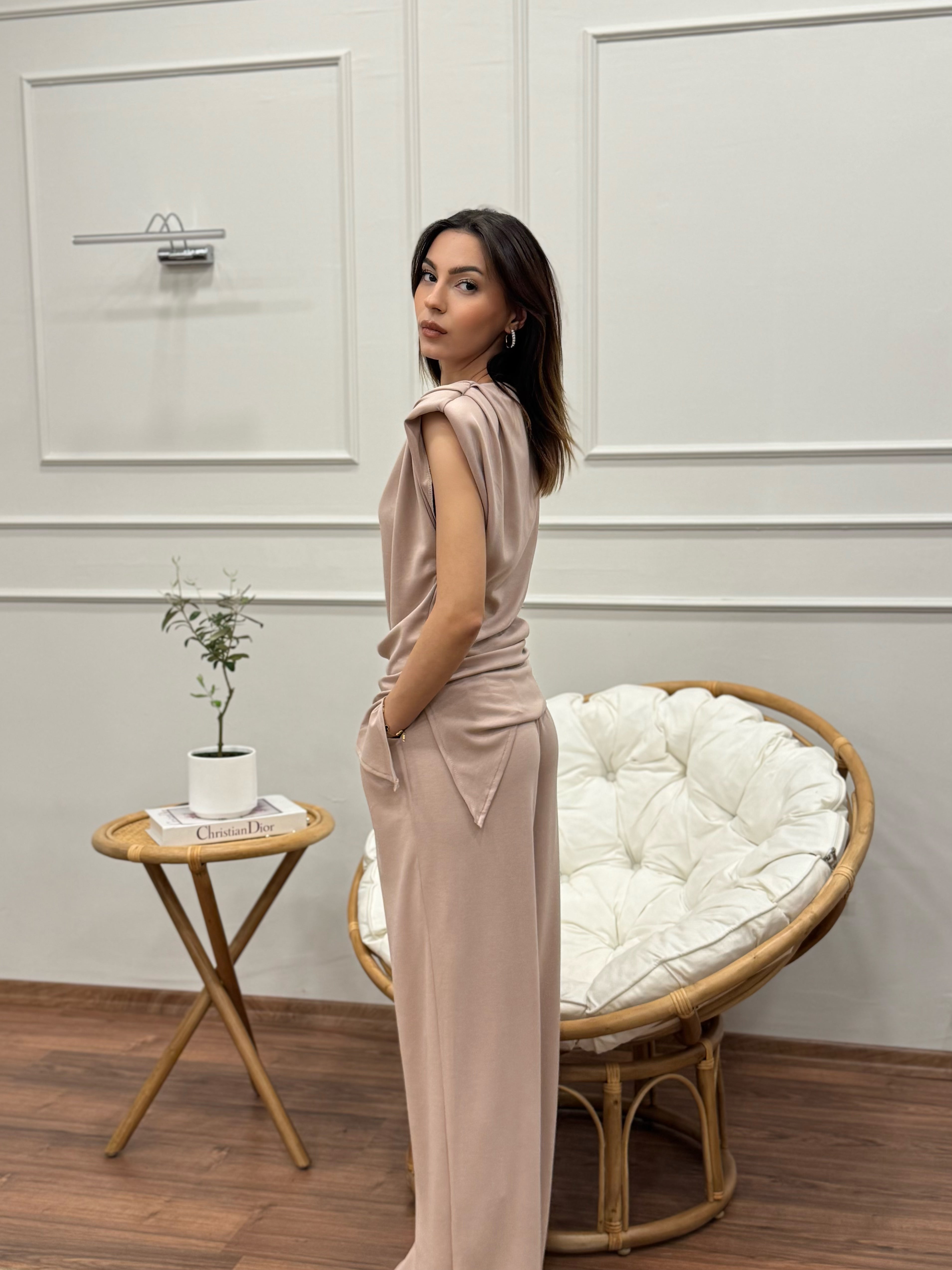 Stella Özel Tasarım İspanyol Pantolon Bluz Bej Takım