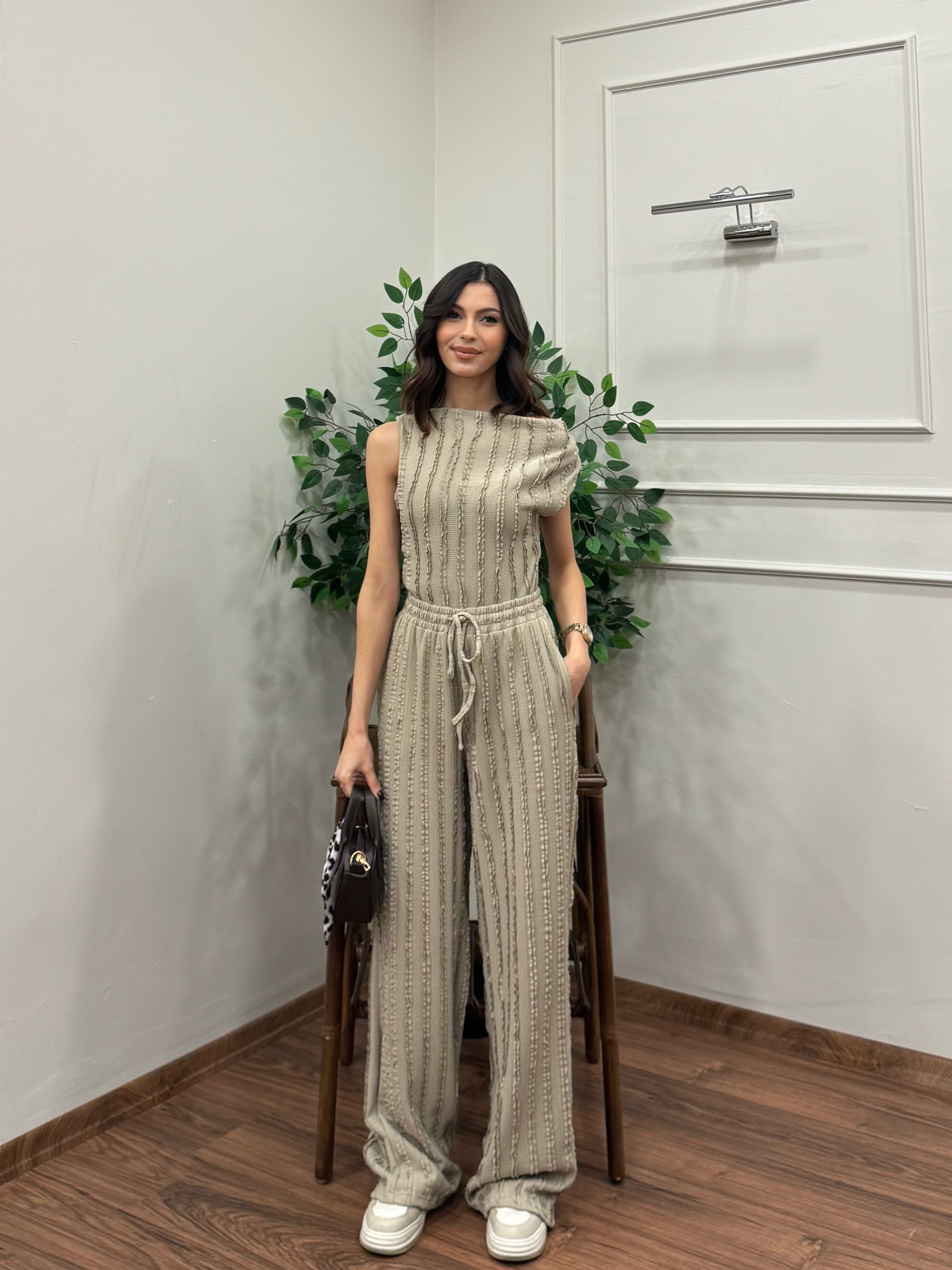 Lexi Krinkıl Vizon Takım