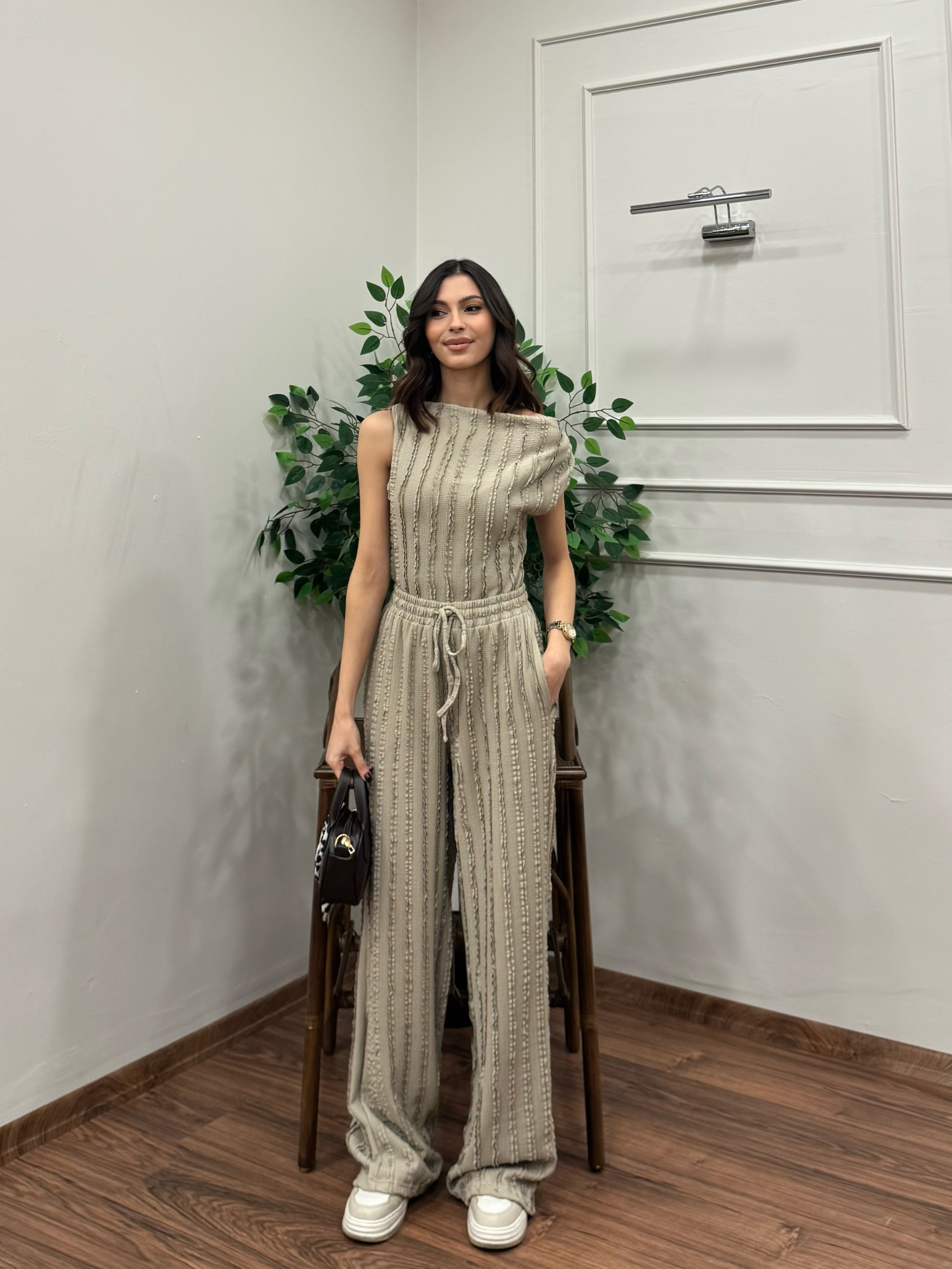 Lexi Krinkıl Vizon Takım