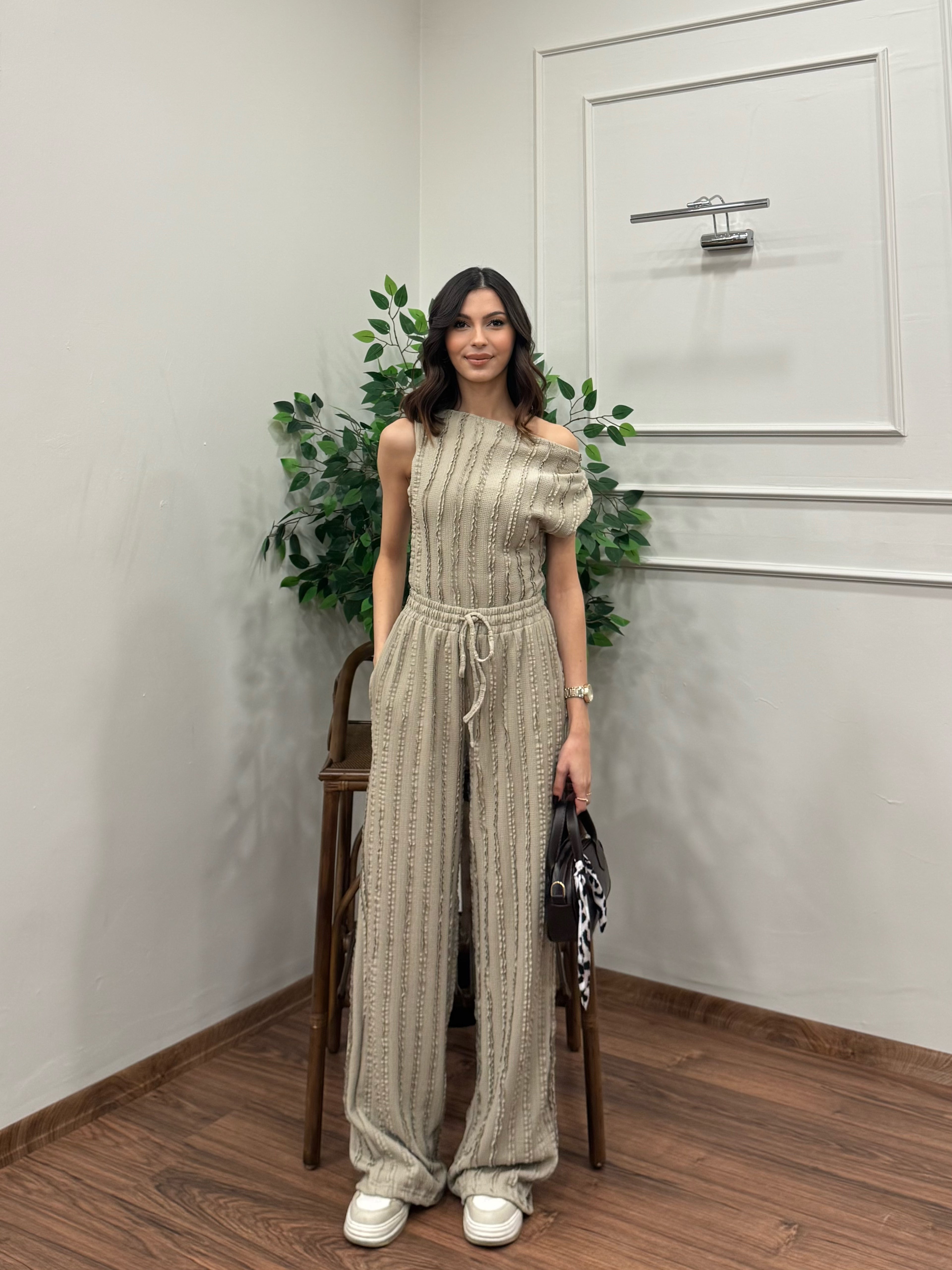 Lexi Krinkıl Vizon Takım