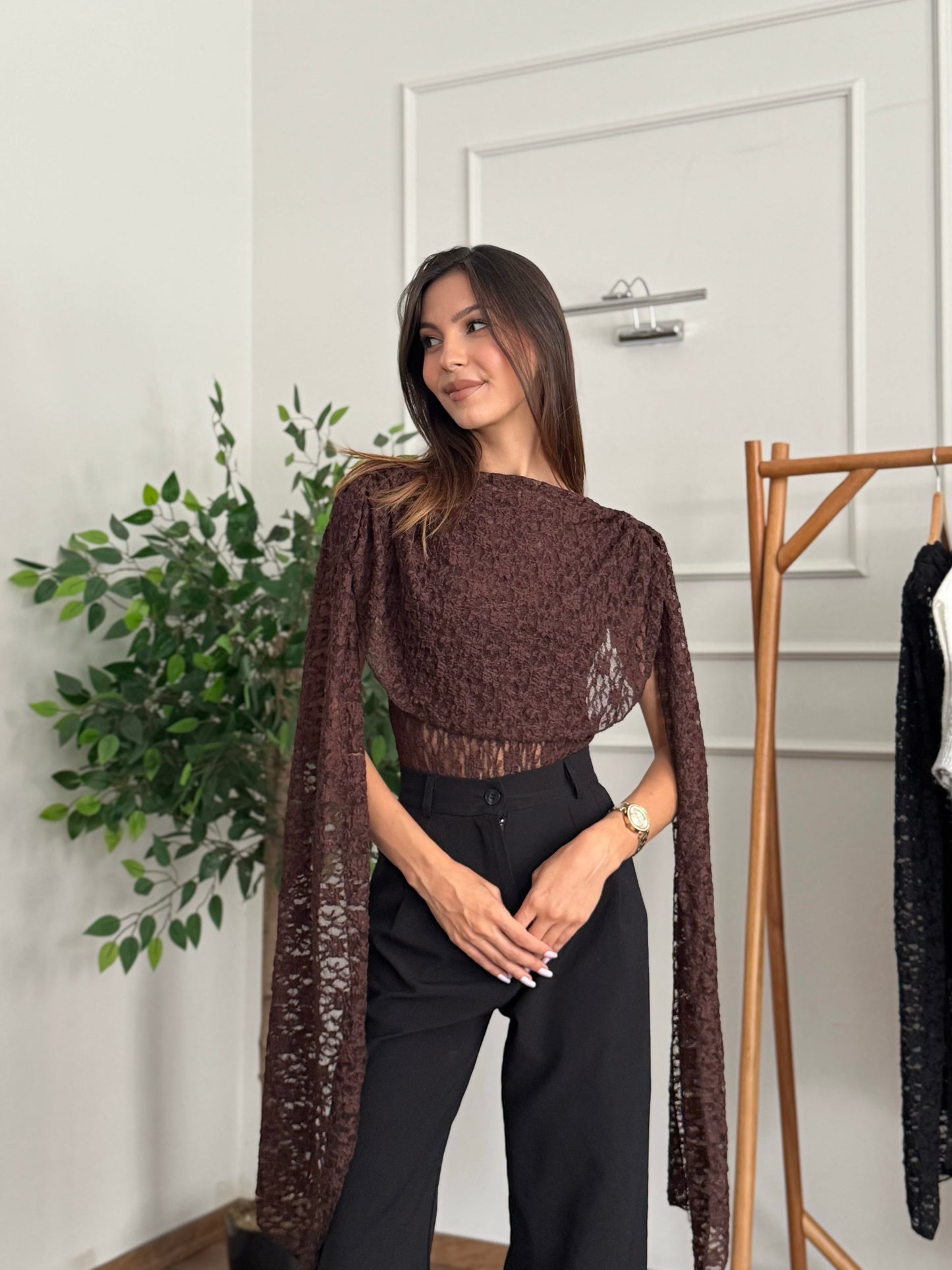 Rue Pelerinli Dantel Kahverengi Bodysuit Bluz