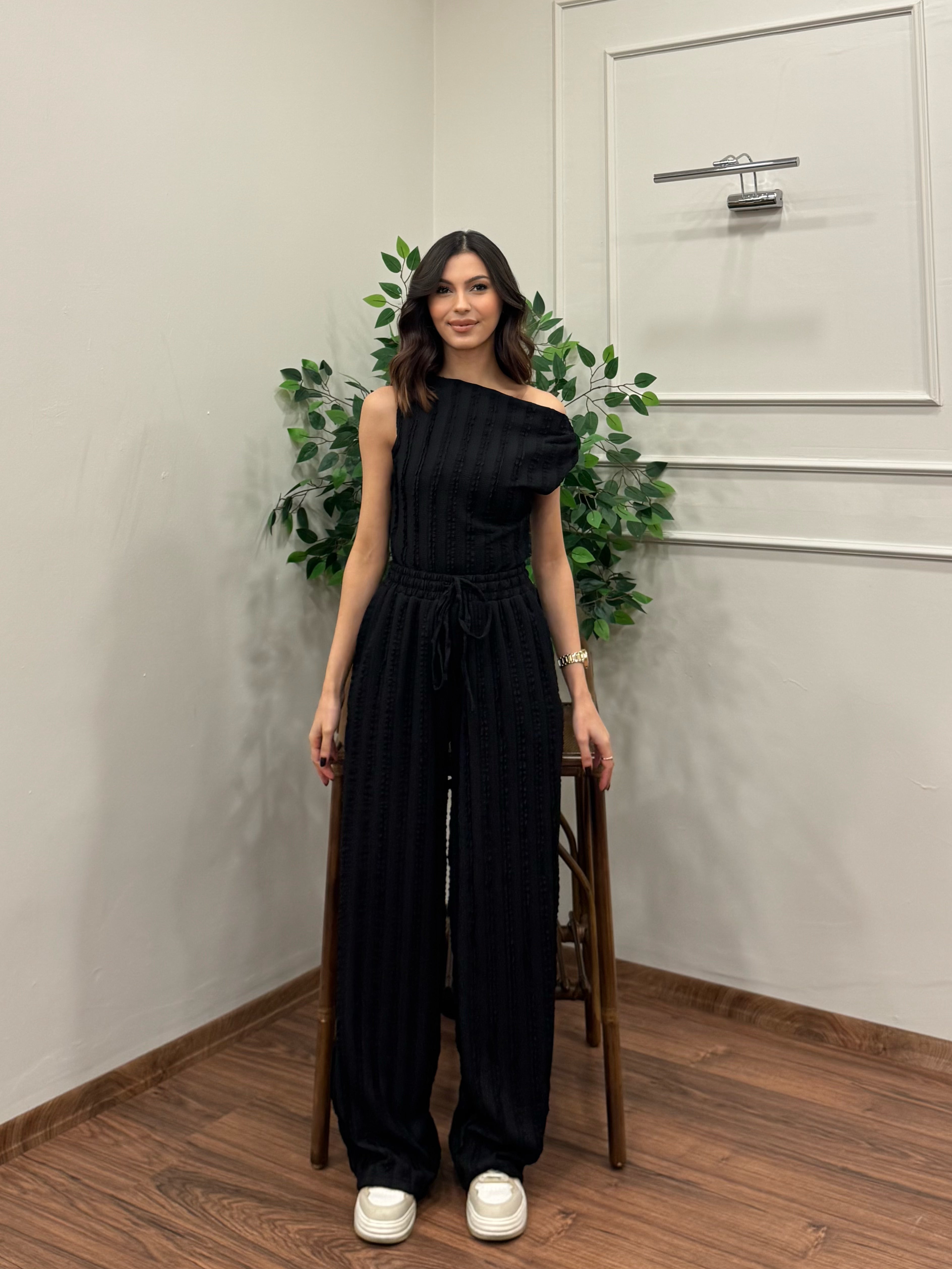 Lexi Krinkıl Siyah Takım