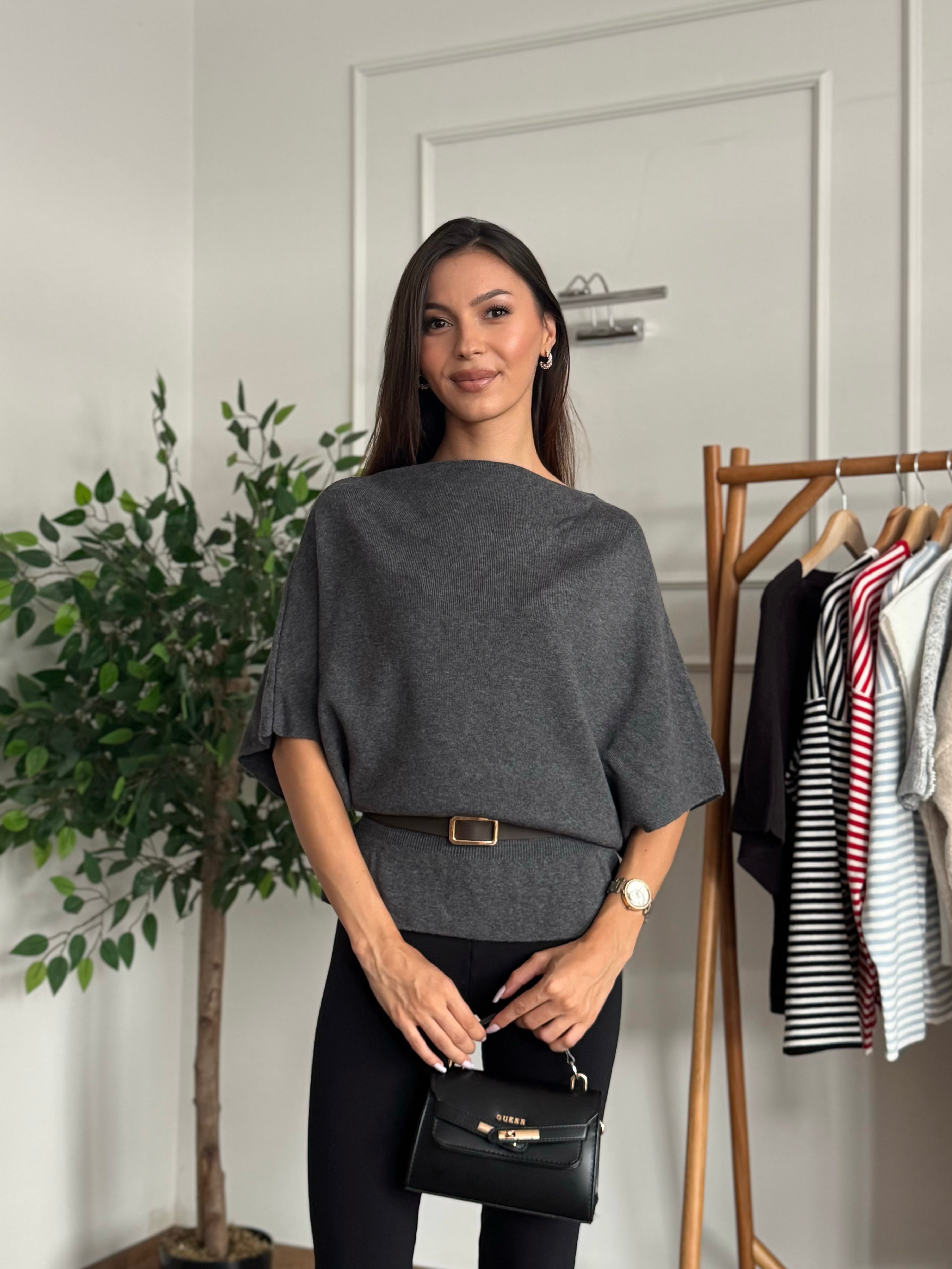 Hilda Kemerli Triko Gri Bluz