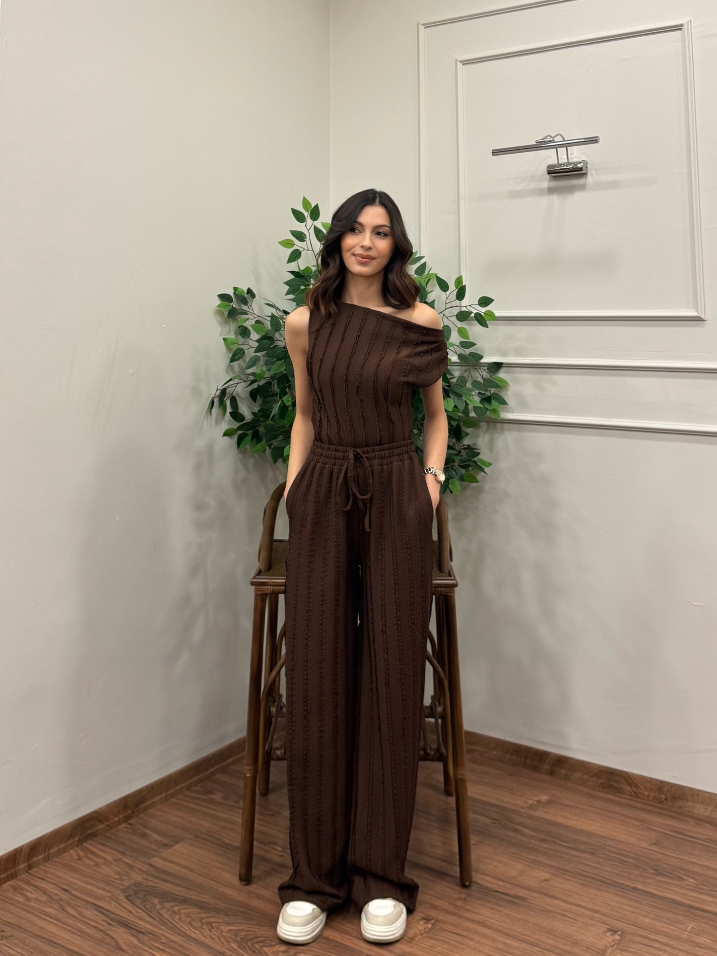Lexi Krinkıl Kahverengi Takım
