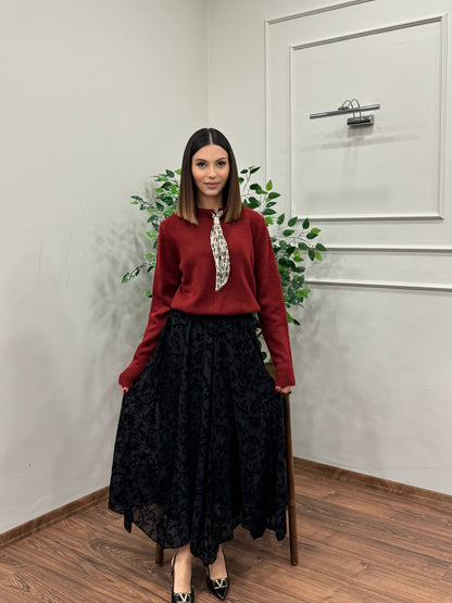 Zena Çiçek İşlemeli Astarlı Siyah Etek