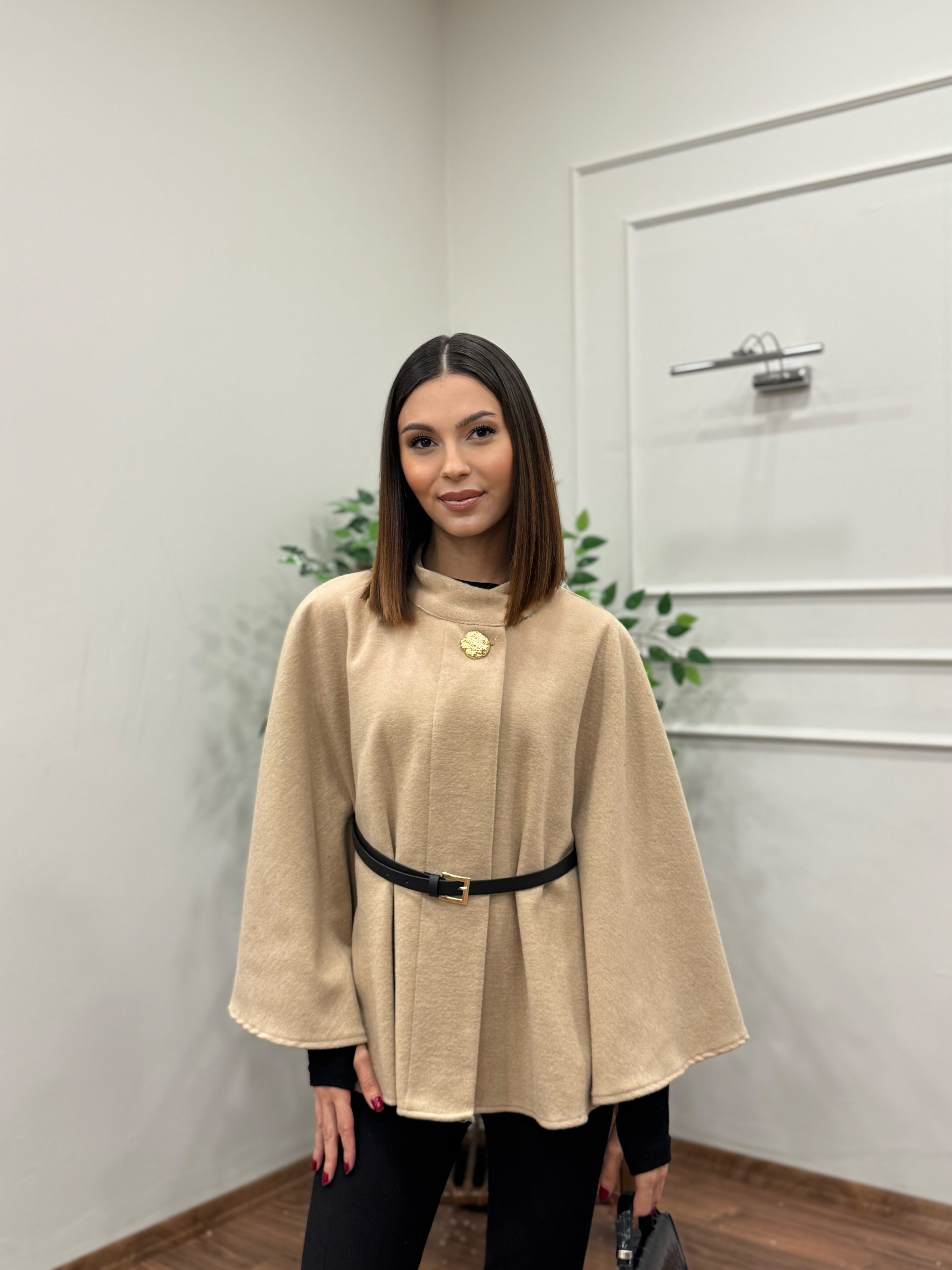 Liya Kemerli Kaşe Bej Panço