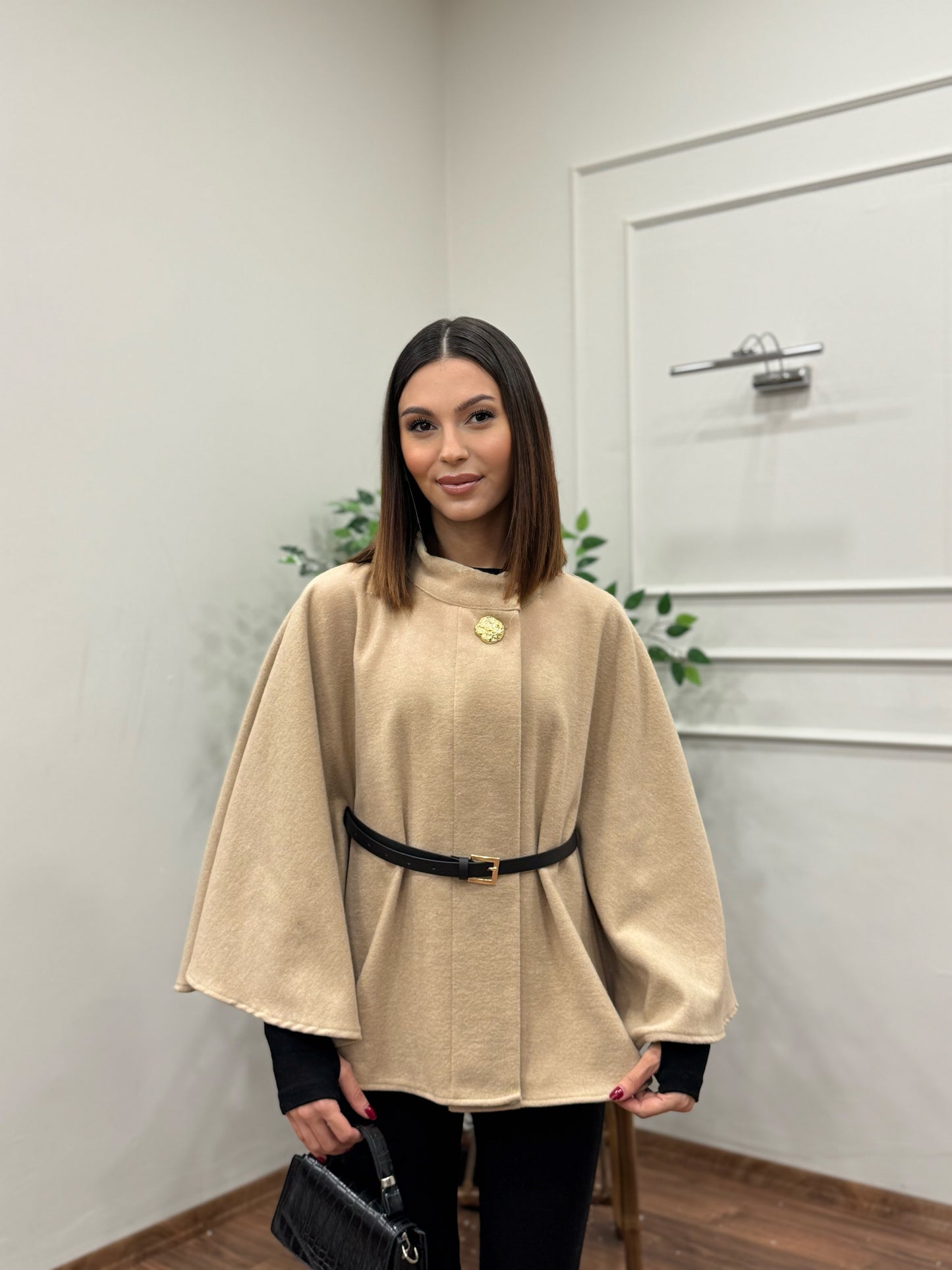 Liya Kemerli Kaşe Bej Panço