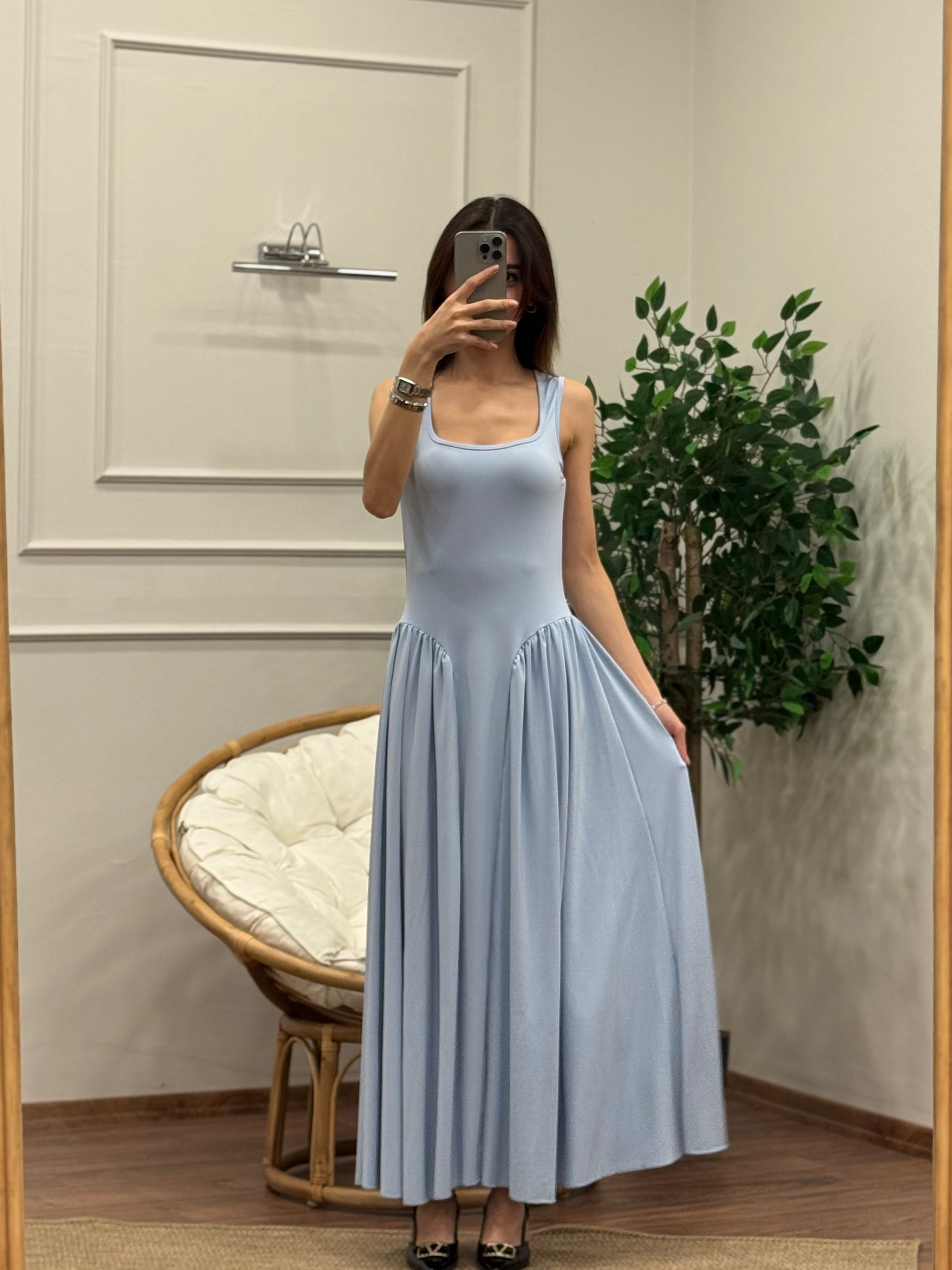 Amore Bele Oturan Bebe Mavi Balon Elbise