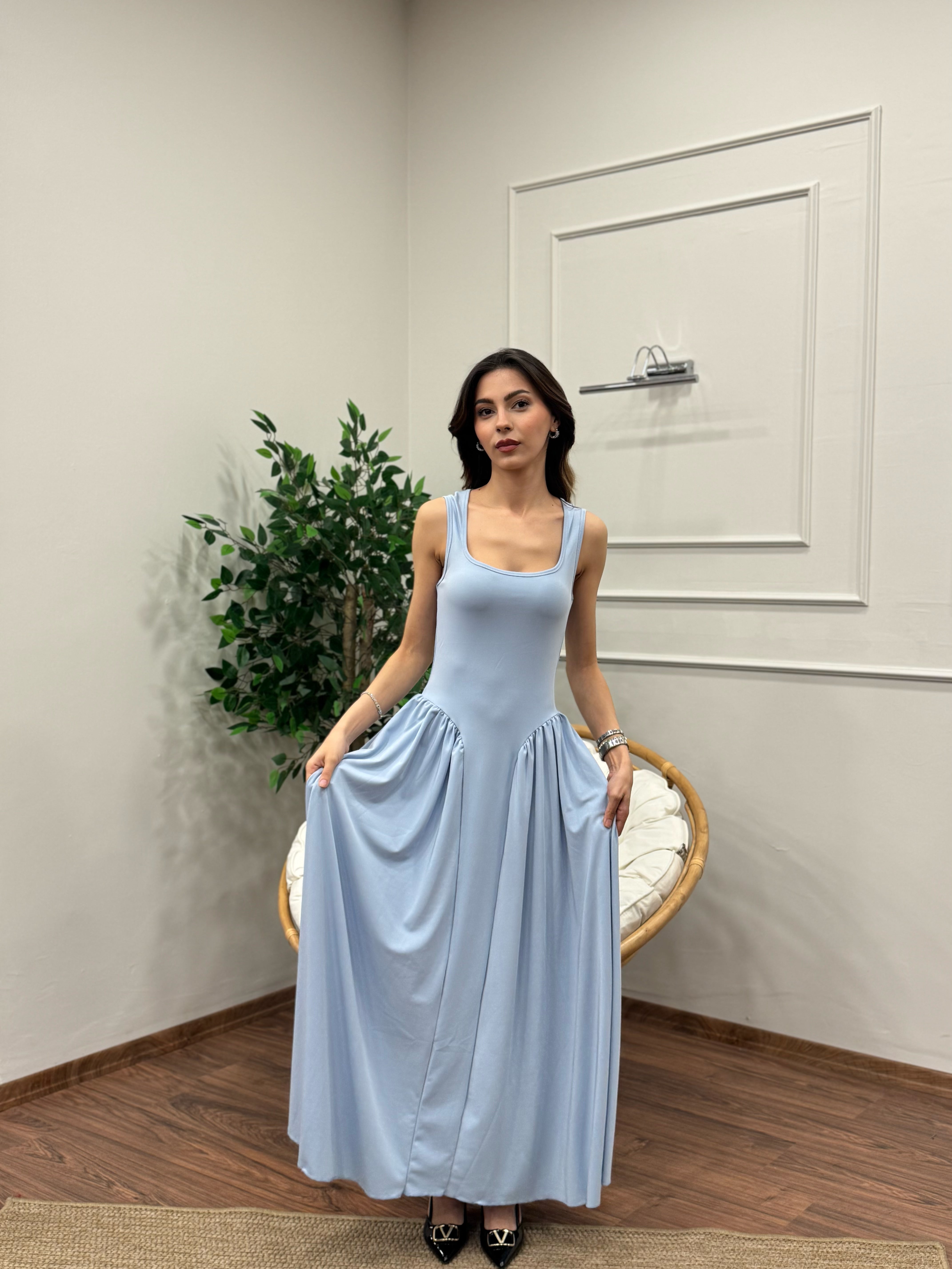 Amore Bele Oturan Bebe Mavi Balon Elbise