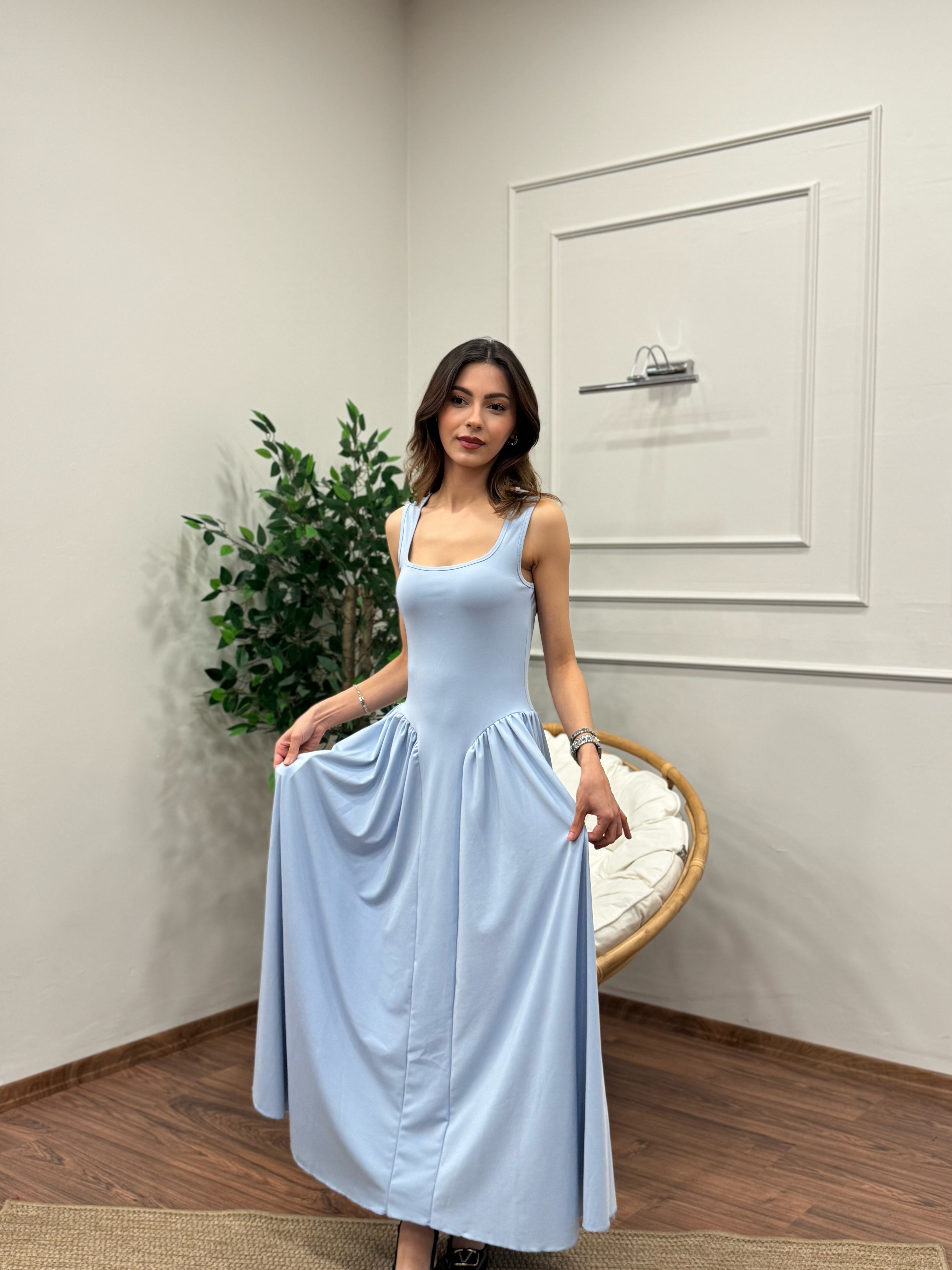 Amore Bele Oturan Bebe Mavi Balon Elbise