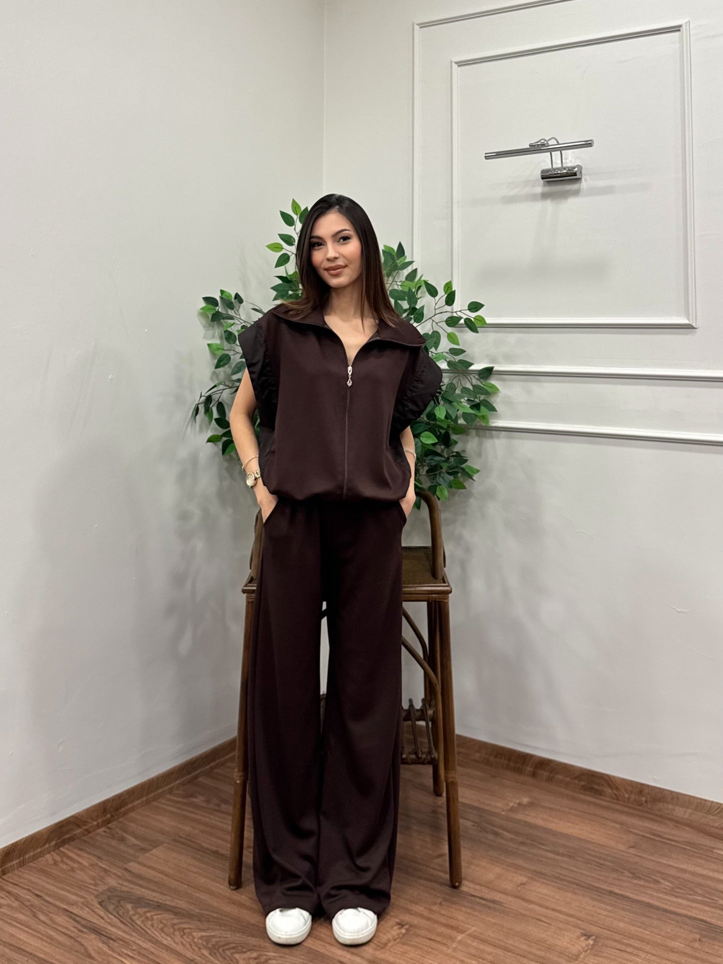 Nora Paraşüt Kumaş Detay Kahverengi Takım