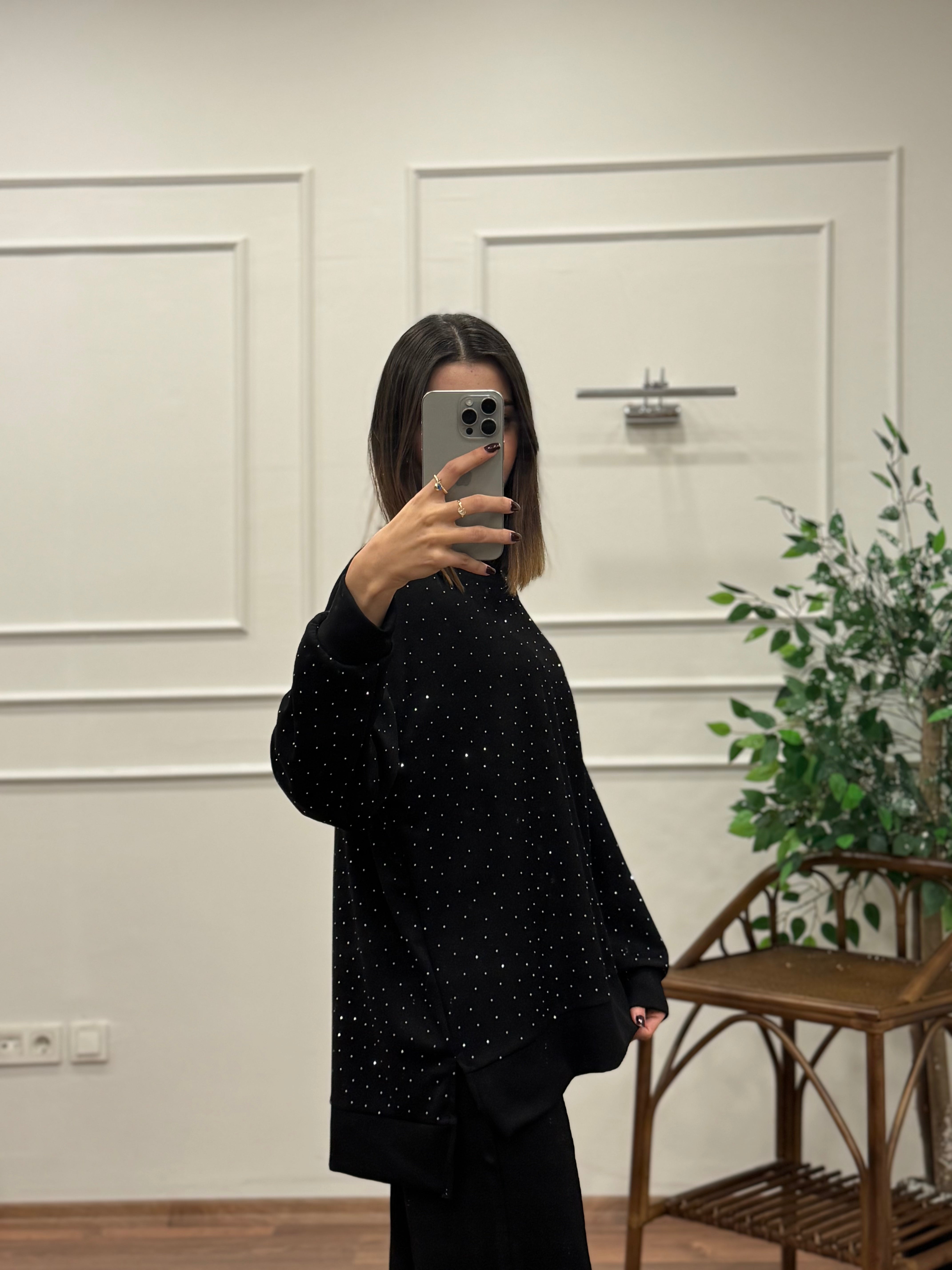 Luna Taş Baskı Siyah Bluz